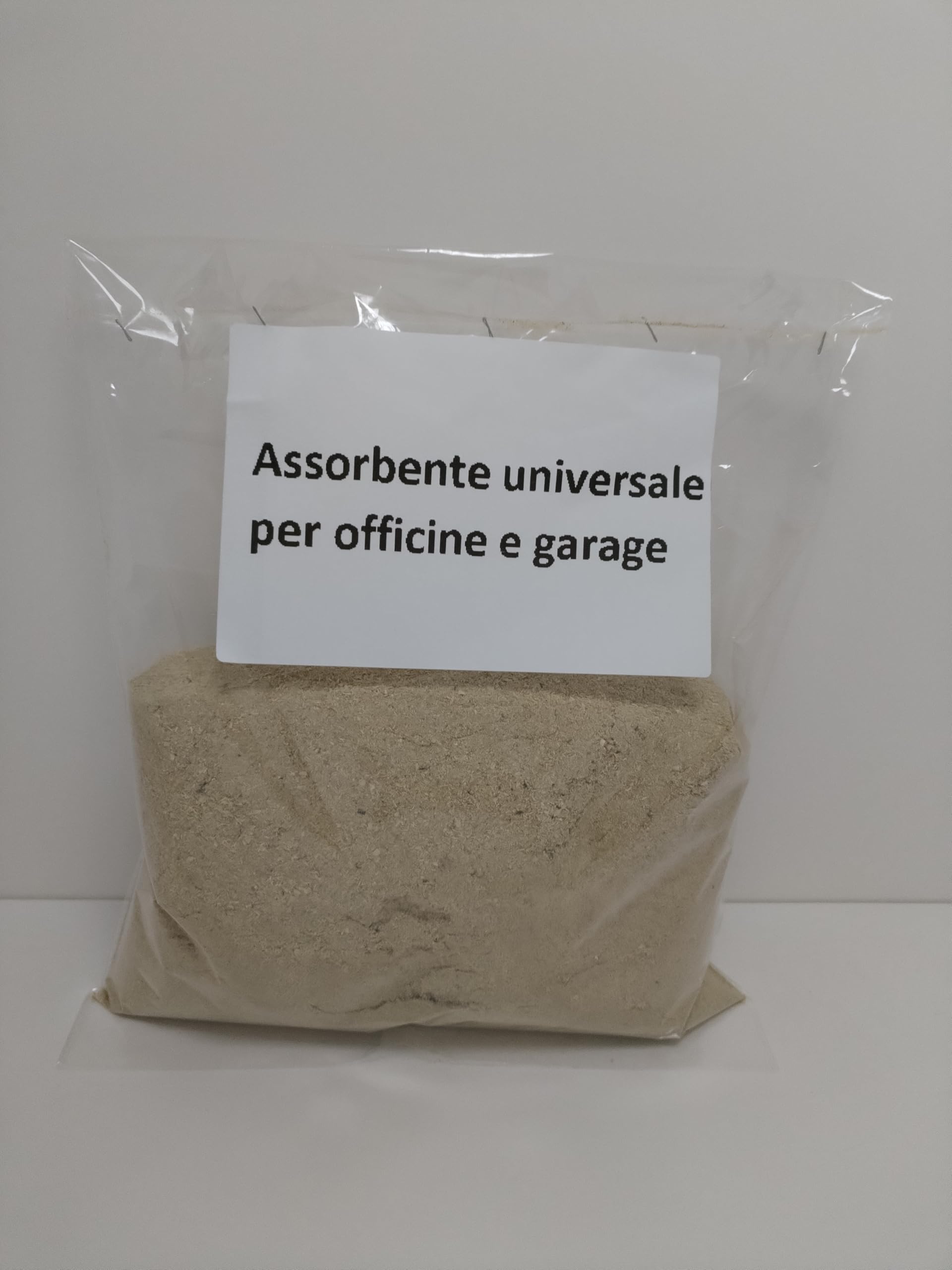 Generico Segatura Assorbente Universale 1/2 / 5/10 kg – Assorbe Oli, Liquidi e Trucioli – Officine, Garage, Laboratori – Sacco Resistente e Pronto all’Uso (2, Chilogrammi)