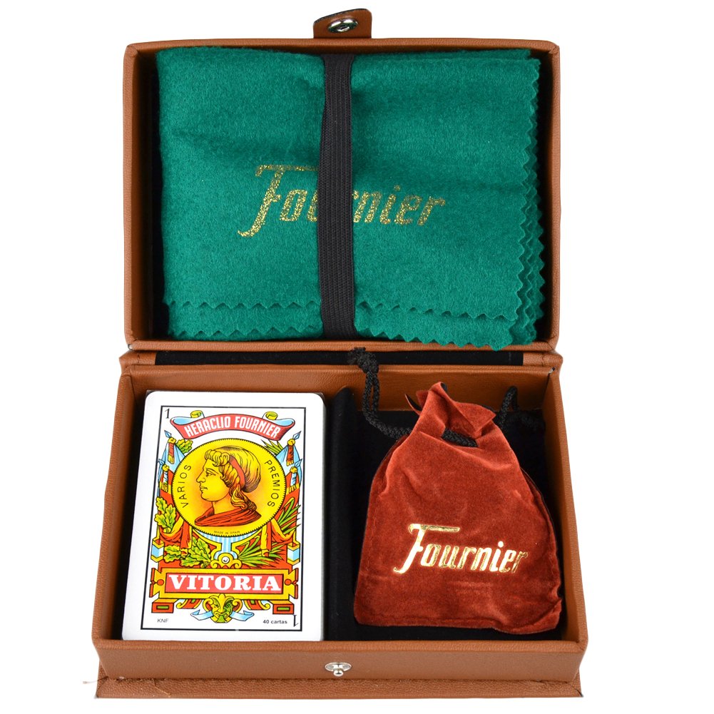Fournier 10023417 Mus en estuche de polipiel, conjunto de juego ideal para regalo, Marrón. Baraja de cartas española, tapete y amarracos, 14 años en adelante.