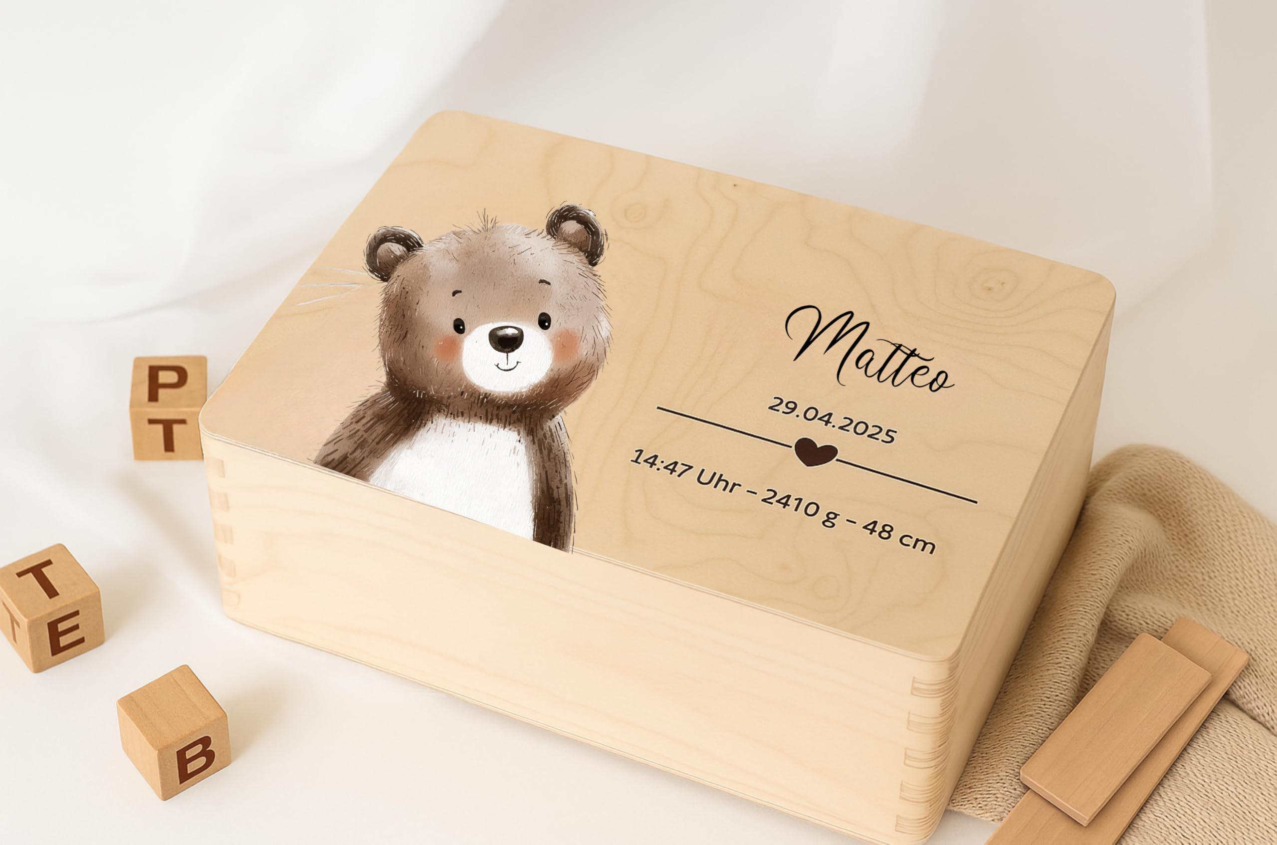Personalisierte Baby Erinnerungskiste aus Holz, Geschenk zur Geburt, Waldtiere, Gravierte Geburtsdaten (L: 40 x 30 x 23 cm, Bär)
