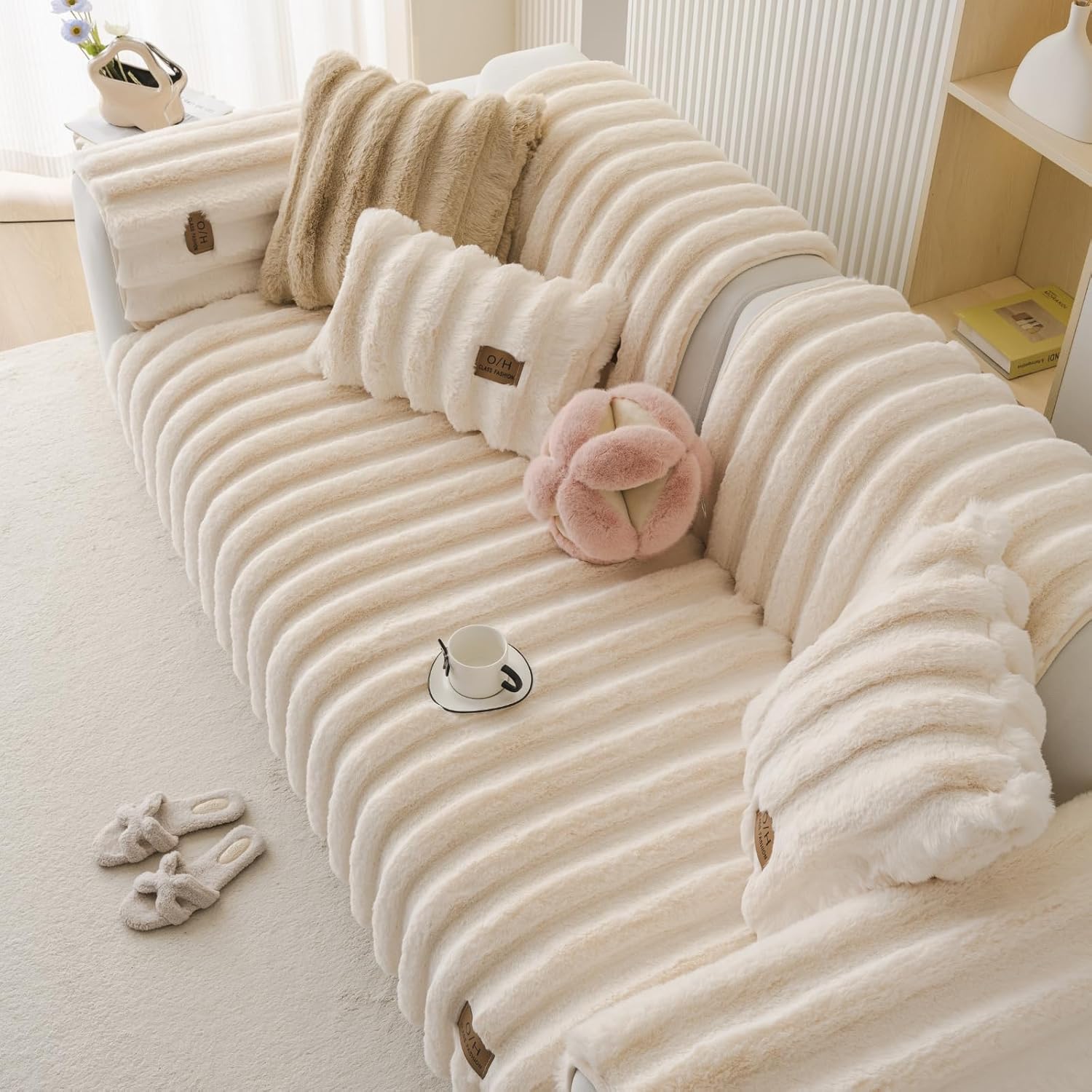 Fuzzy Rabbit Plush Sofa Cover Thick Soft Fur Sectional Couch Cover Furry Fluffy Cushion Cover Non-Slip Sofa Slipcovers Vertical Stripe Furniture Protector for Dogs Cats(Cream,28"x82")