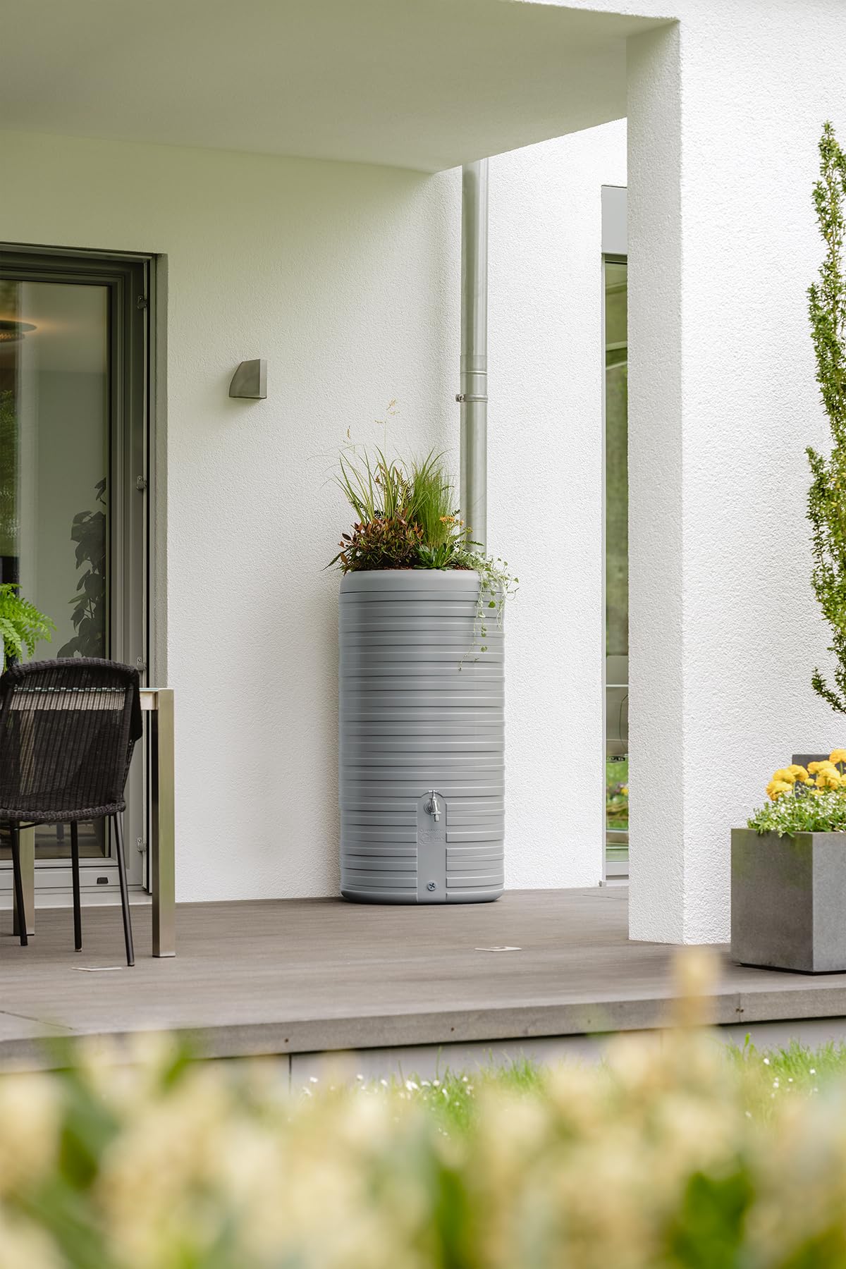 GARANTIA NORDIC 2w1 zbiornik na deszczówkę 300 l, kamiennoszary | z misą na rośliny