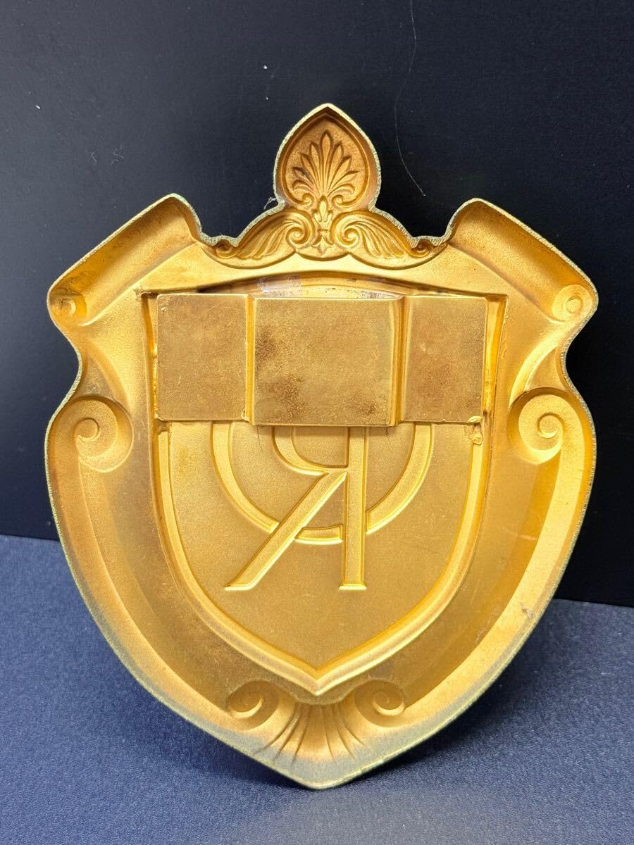 Amazon.co.jp: 支部 布教所 限定 希少 エンブレム 盾 総本山 正心館