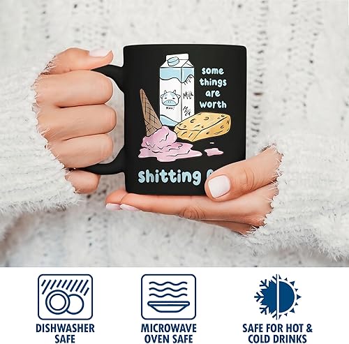 Miniatura 9 de Taza de café blanca con texto en inglés Some Things Are Worth Shitting, 11 onzas