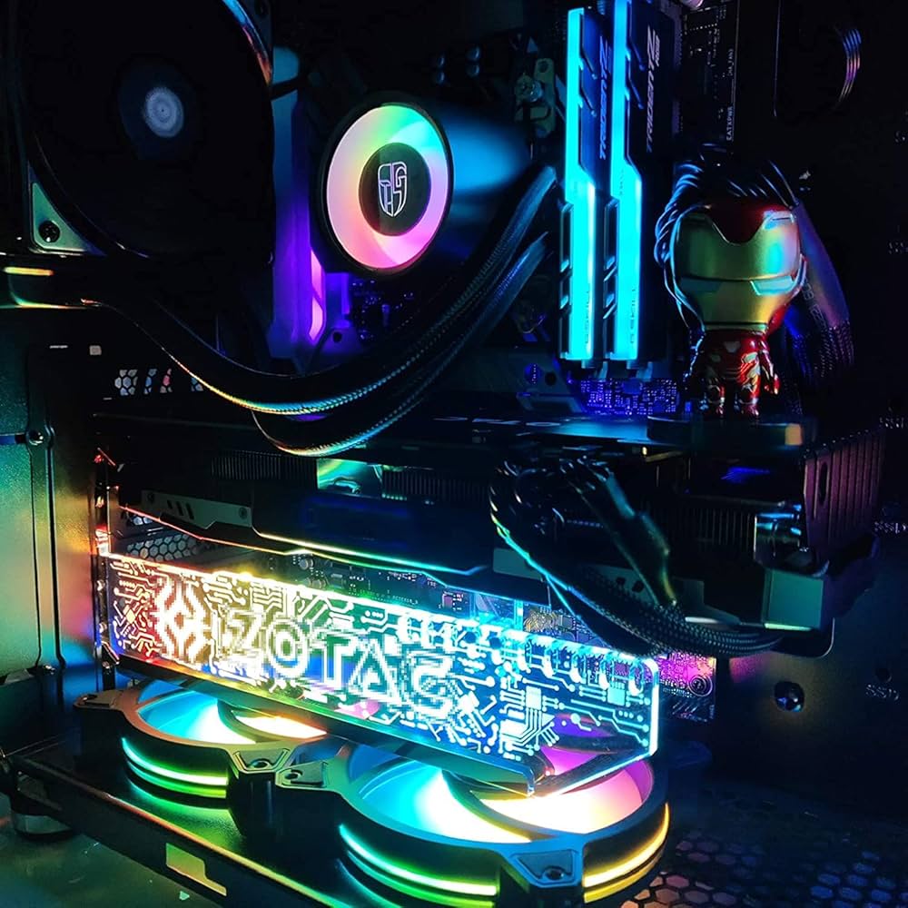 Amazon | パーソナライズされたAURA同期LED GPUブレースサポート