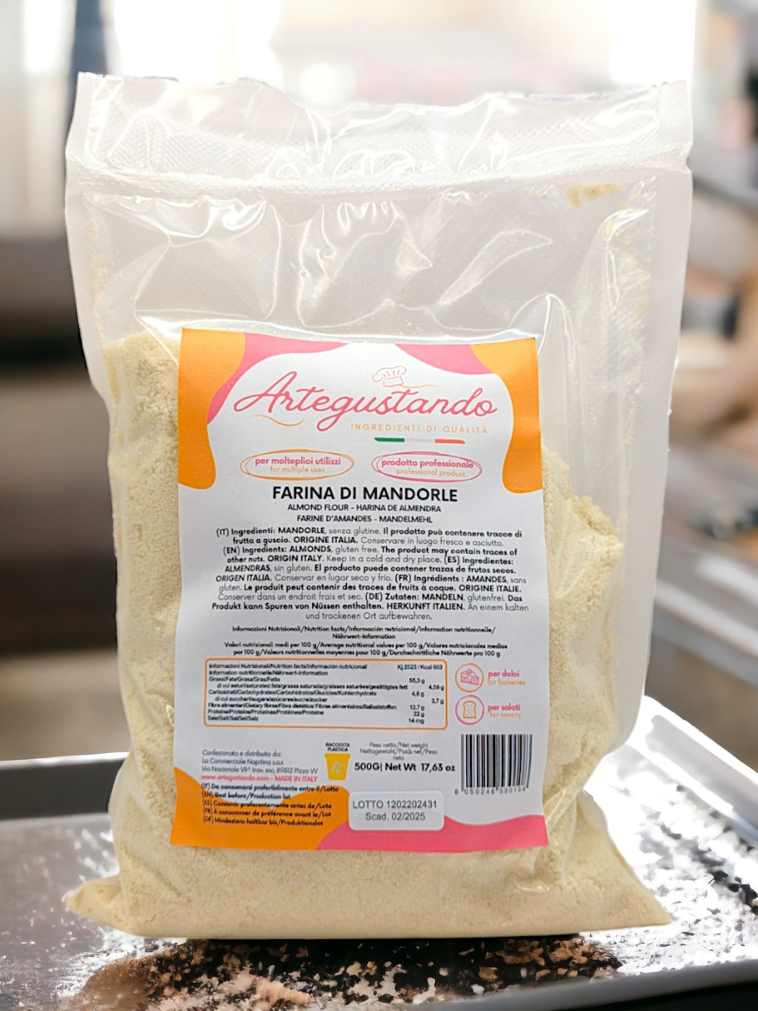 Artegustando Farina di Mandorle dolci Pelate 1 kg Senza Glutine Professionale – Ottimo impiego in Pasticceria per la preparazione di Dolci e Marzapane