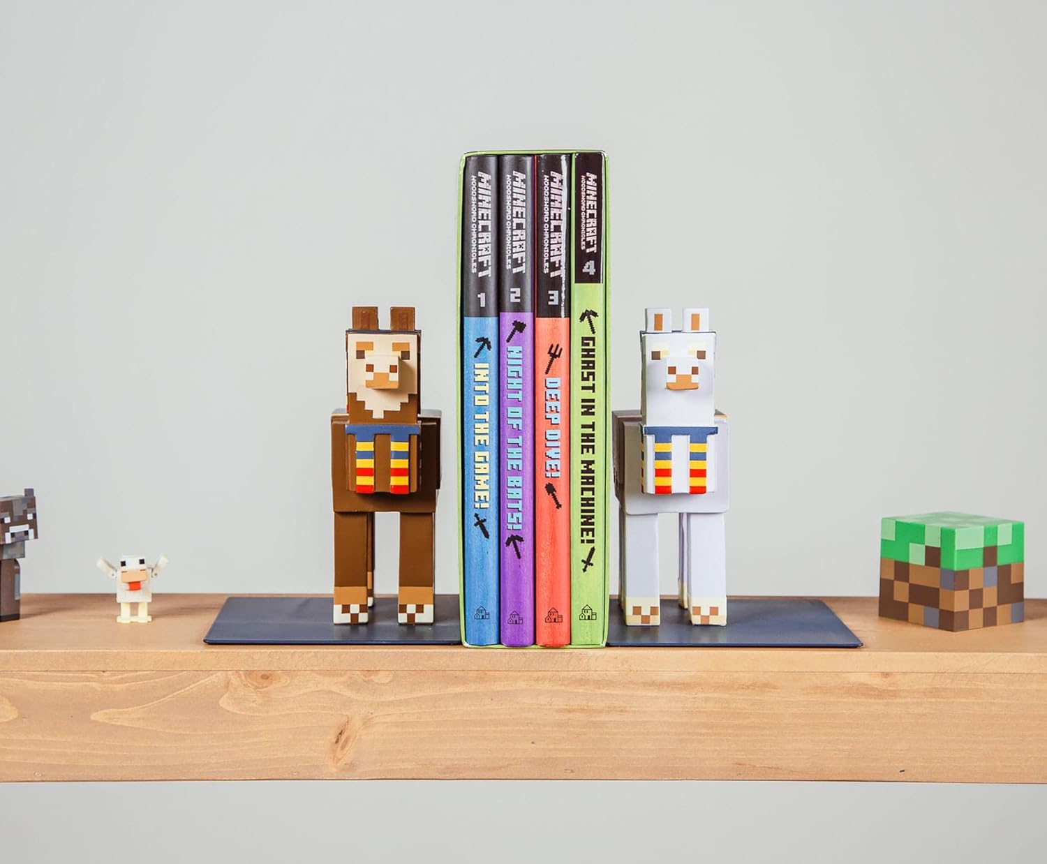 Minecraft 6-Inch Llama Bookends, Set of 2 | Bookshelf Decor Room Essentials, Storage Organizer for Shelves and Desktops, Book Stoppers | Video Game Gifts and Collectibles
