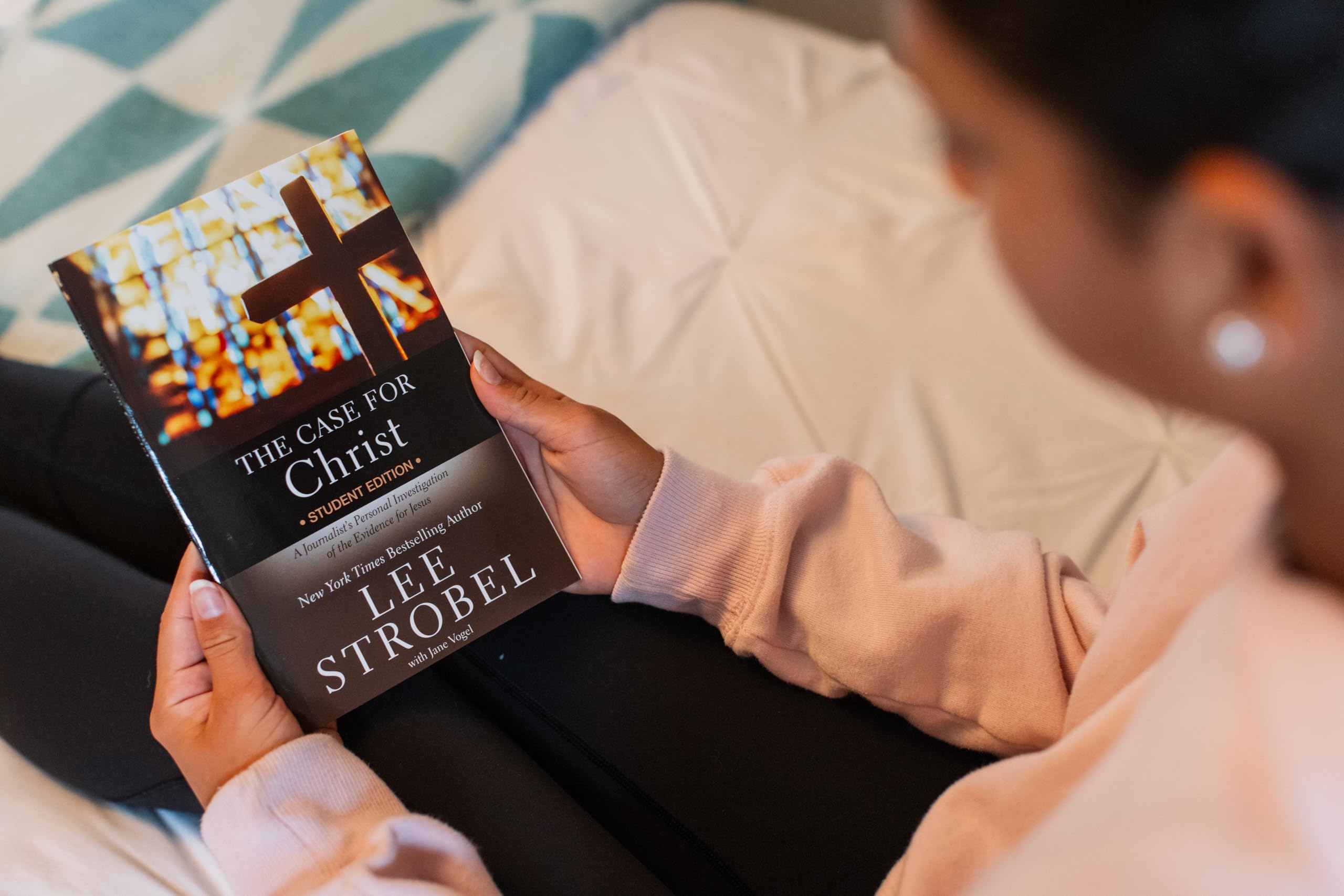 The Case for Christ Student Edition: A Journalist's Personal Investigation of the Evidence for Jesus (Case for ... Series for Students) - Image 11