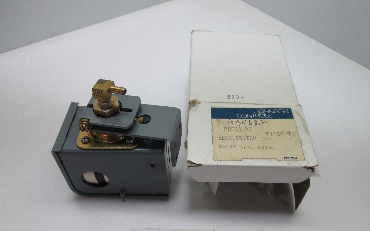 Johnson Controls P10Bc-7 Pressure Switch P10Bc7