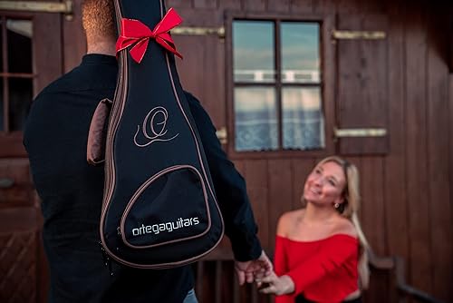 Miniatura 7 de Ortega Guitars Guitarlele acústico-eléctrico de 6 cuerdas serie Travel Series con bolsa, diestro, natural, (RGLE18ACA)