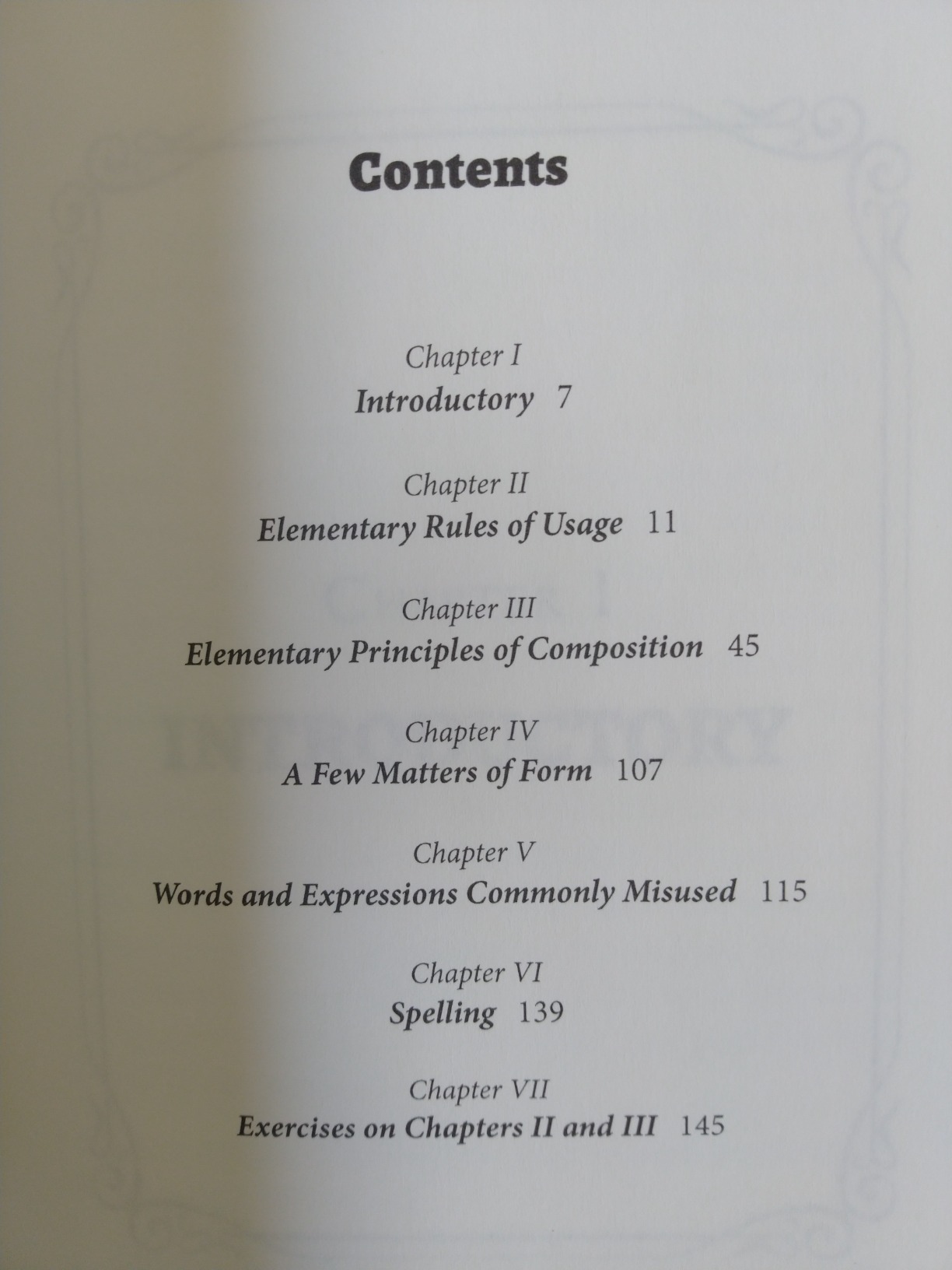 The Elements of Style : William Strunk Jr.: Amazon.in: Books