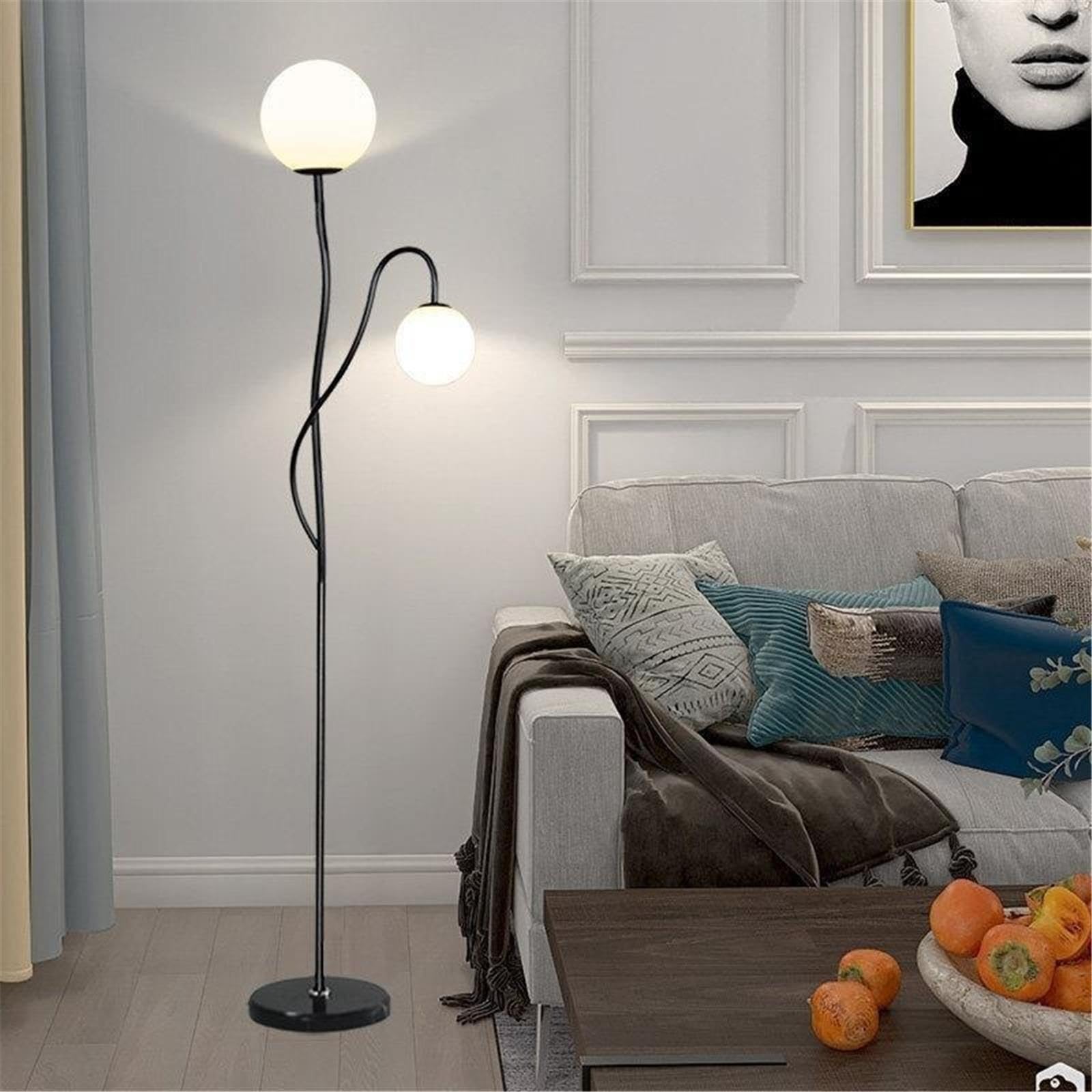 Soggiorno Lampada da terra a pedale con paralume sferico a LED tricolore