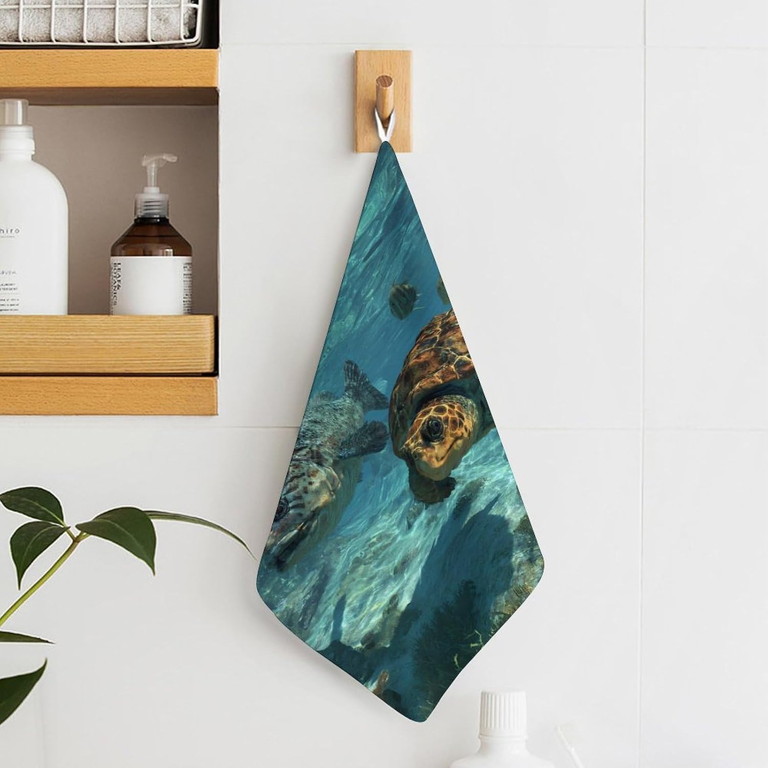 Sea Turtle Prints Microfiber Hand Towels for Bathroom Soft Absorbent Bath Kitchen Towel with Hanging Loop 4PCS