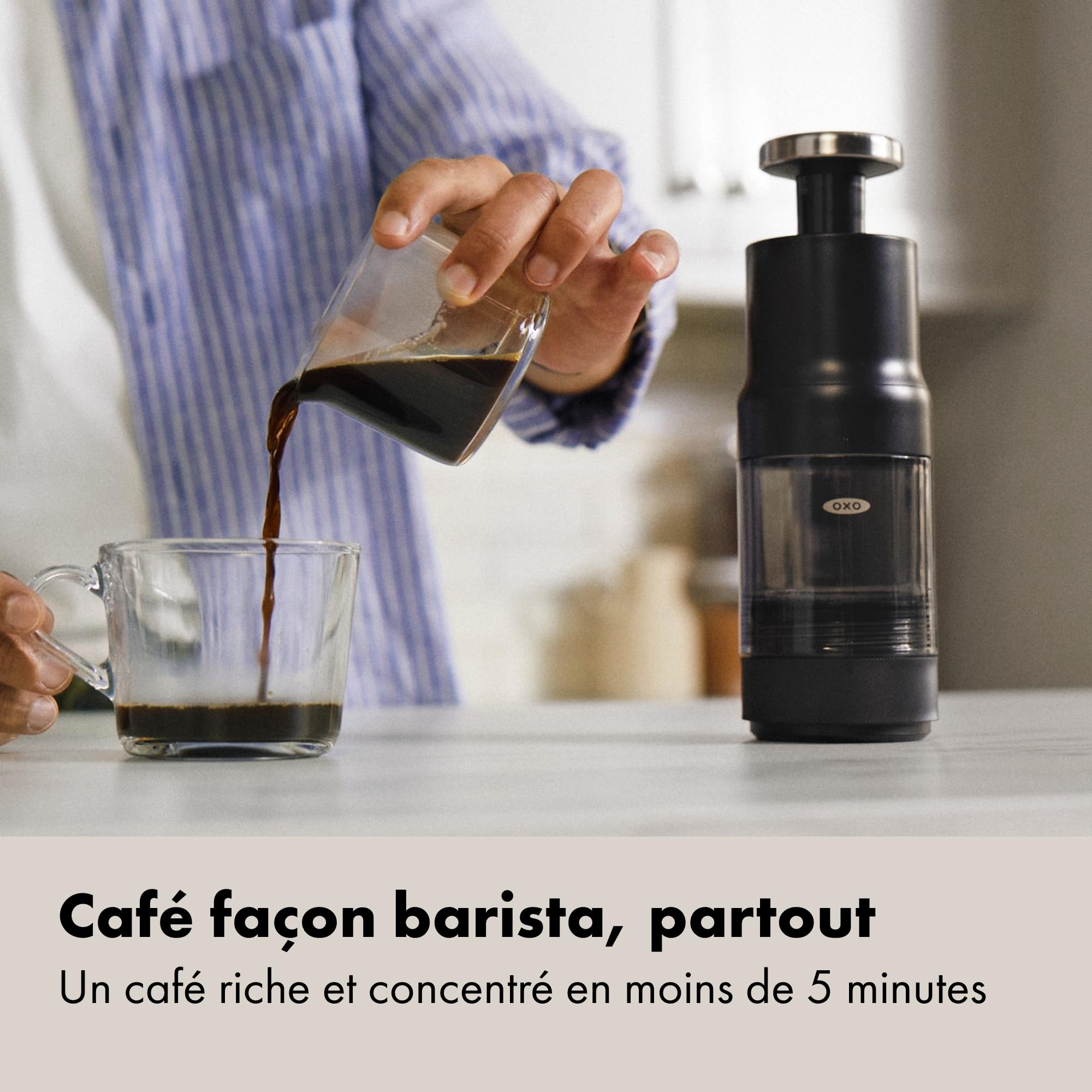OXO Brew Rapid Cafetière – cafetière manuelle portable avec filtre intégré en acier inoxydable, intensité réglable, compacte et légère, sans besoin de dosettes ni filtres en papier