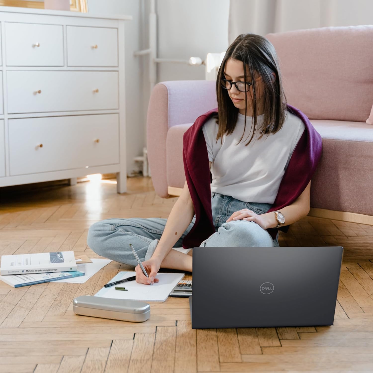 Dell 15.6 Inch FHD Laptop | Intel Core 3 100U, Quad-Core Processor, Up to 4.7GHz | 16GB RAM, 256GB SSD | Win 11 | Carbon Black | AI Noise-Reduction Microphone | Mechanical Camera Shutter | WiFi 6