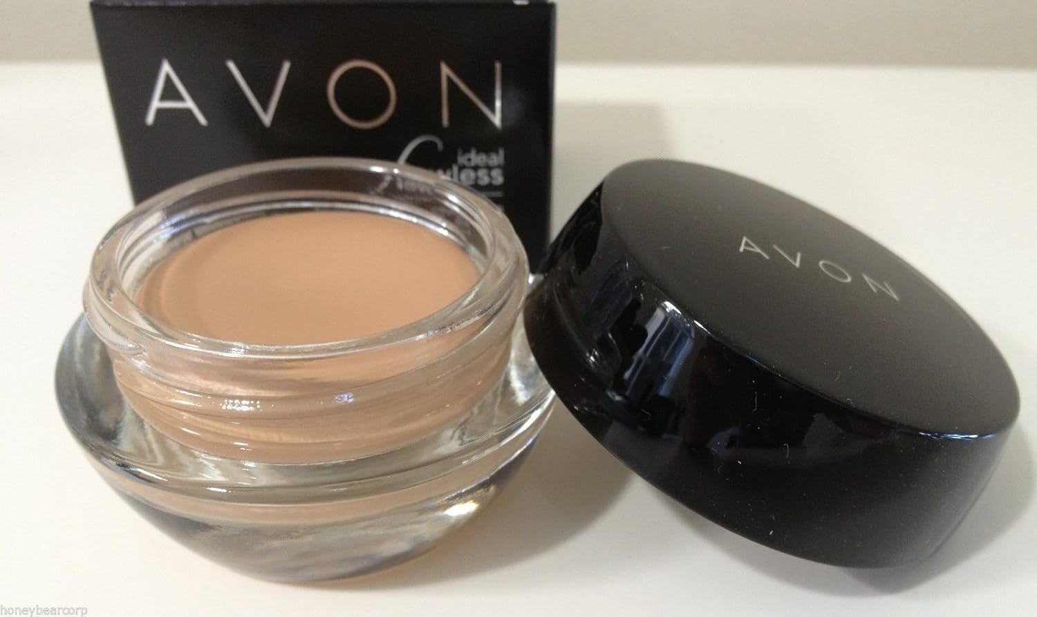Avon Ideal Flawless Matte Mousse Foundation "Creamy Natural"