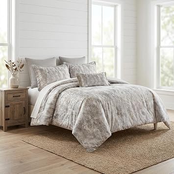 Michael Amini Odessa Gray Comforter Set 6-Piece Queen with 100% Polyester Velvet Face, Cotton-Polyester Back, Soft Texture, Wrinkle-Reducing, Durable Bedding for Cozy Sleep