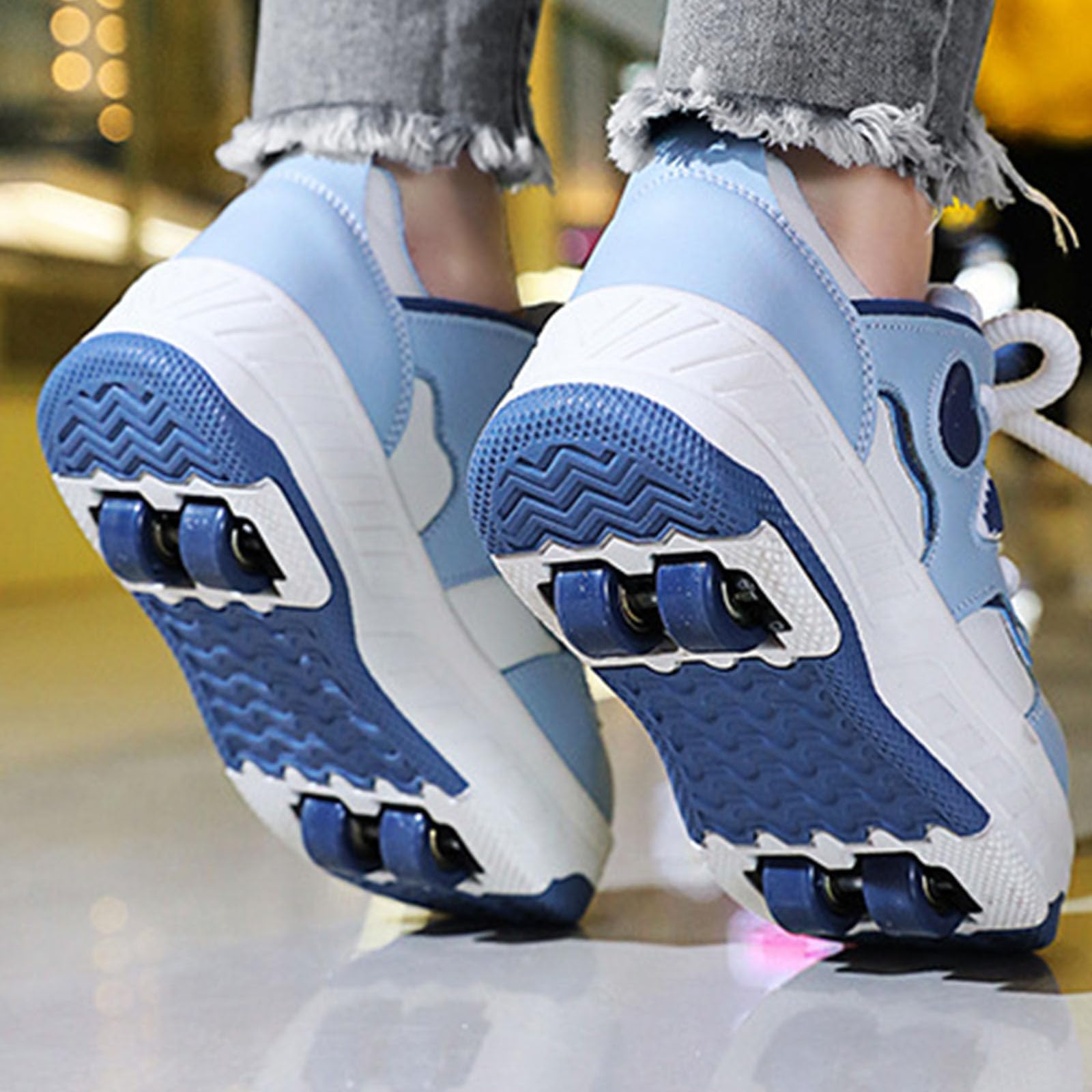 Surwin Chaussures roulettes Enfant, Style Cœur d'amour Chaussures de Skateboard Fille Garçon avec 4 Roues Désign à Lacets Basket à roulettes 2 en 1 Sneakers Roller Respirant