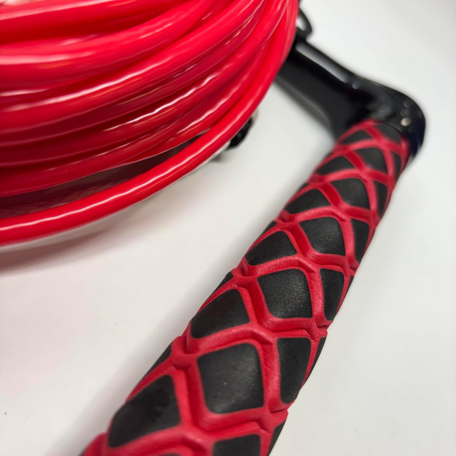 Platinum Dyneema Ski and Wakeboard Rope - 75ft Adjustable Tow Rope - Ultra-Slim Low-Stretch Professional Boat Rope - 15" EVA Floating Handle - Designed & Tested on Lake Tahoe