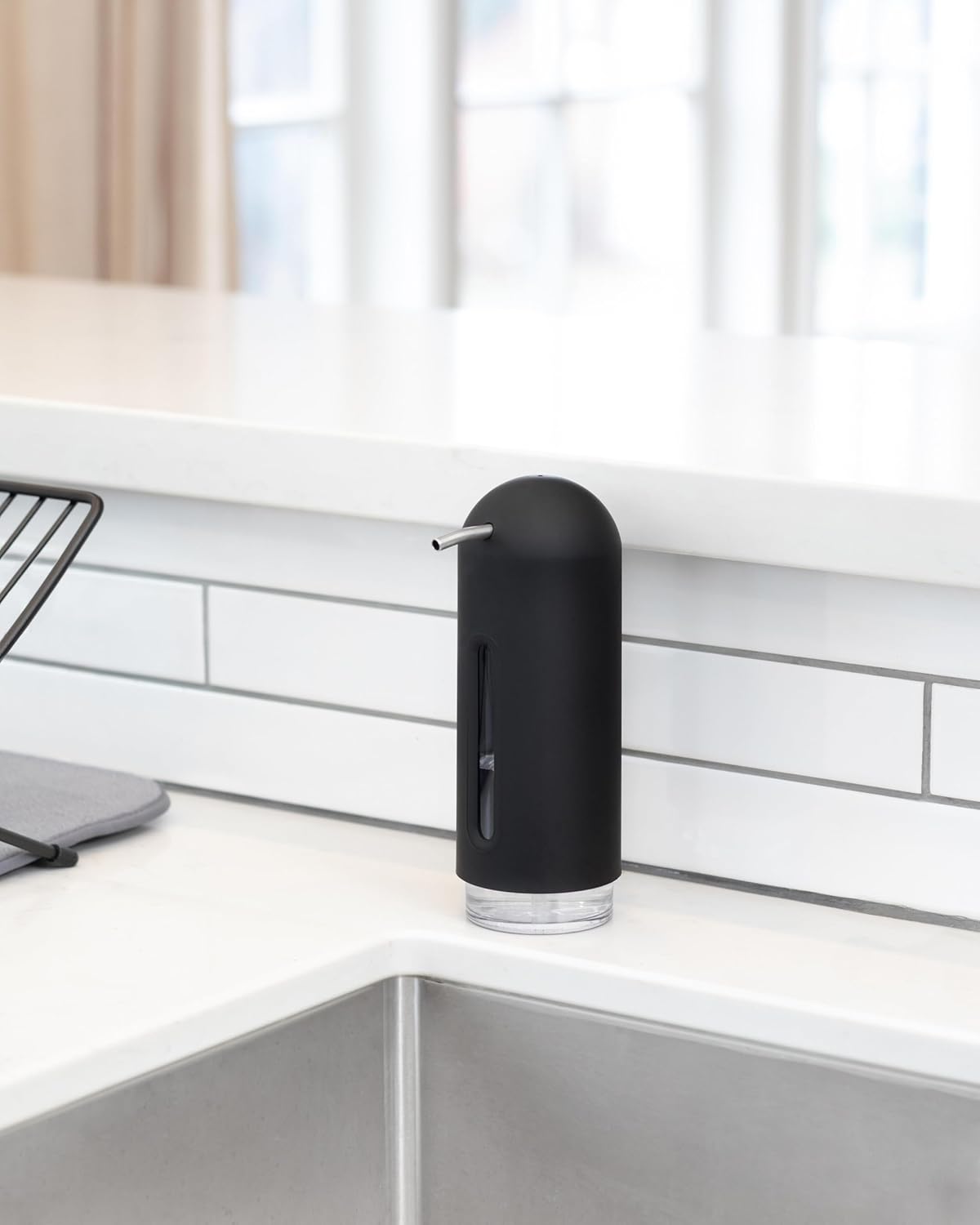 Umbra Penguin 12 oz (355 ml) Soap Pump, Kitchen Soap Dispenser, Also Works with Hand Sanitizer, Black