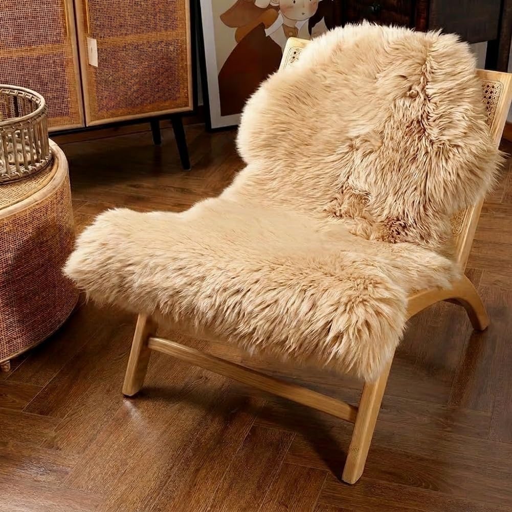 IRIWOOL Premium Genuine Fur Sheepskin Rug Real Australia Sheepskin Natural Luxury Fluffy Lambskin Fur Area Rug Seat Covers for Kids Bedroom Sofa Chair