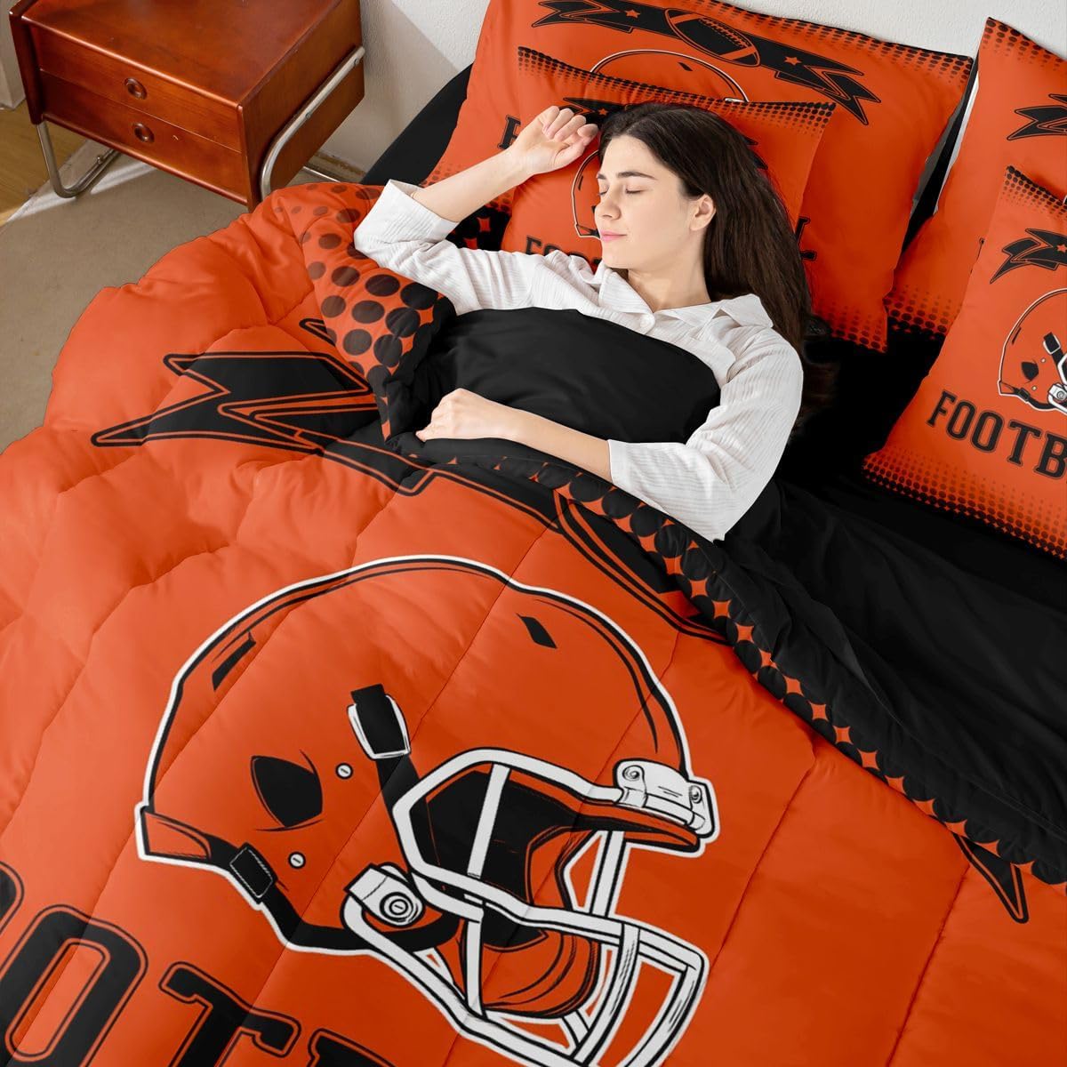 Erosebridal Rugby 3D Helmet Full Bedding Sets, Gridiron Seasonal Color Comforter Kids Boys Sports Fans Gifts Bedding Bedroom Decor Competition Ball Games Bed Set 7 Pcs