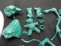 Vista 3 de Pegasus Hobbies 1:8 Escala Alien Creature 7 Modelo Kit