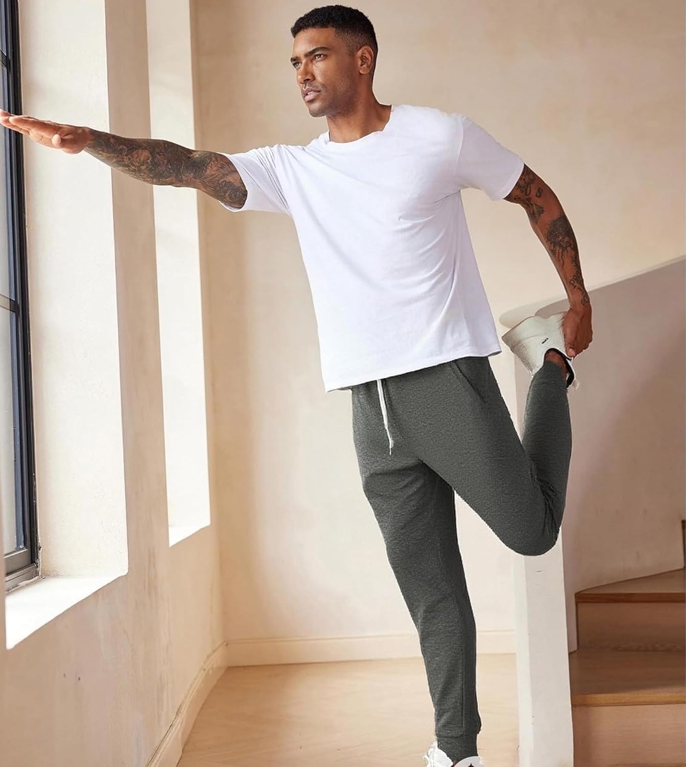 Fioboc Men's Joggers with Zipper Pockets Velou Athletic Workout Pants Moisture Wicking Sweatpants for Men Running Hiking - Image 2