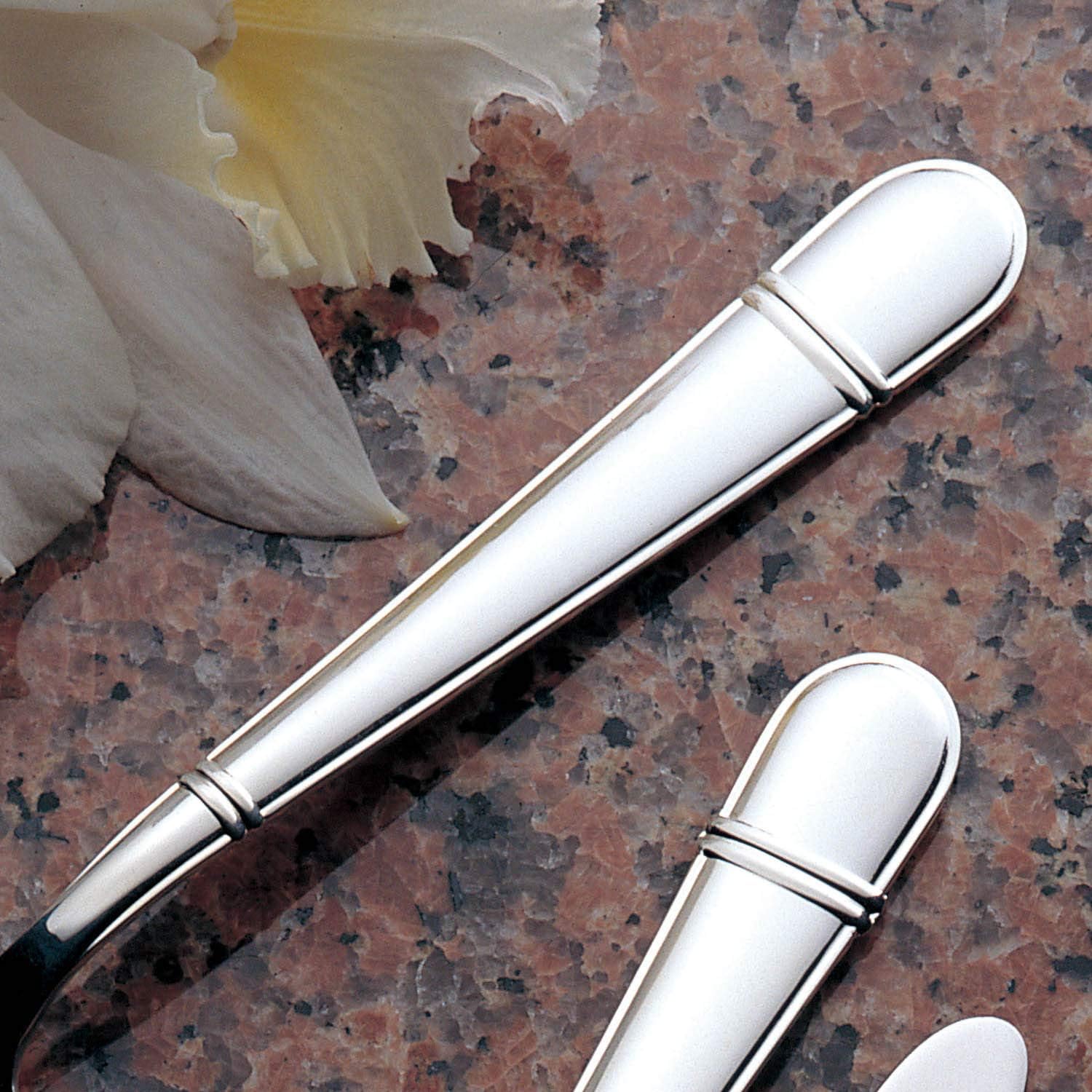 Noritake 13Y/98A Coffee Spoon, 4.3 inches (11 cm), Nostalgia Shape, 1 Piece, Stainless Steel