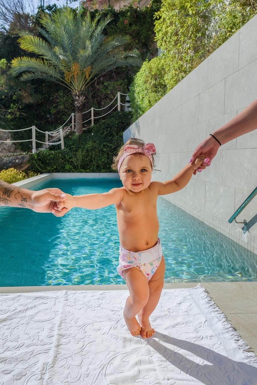 Maillot couche bébé et enfant - Couche de natation - Maillot couche rose - Couche de nage bébé de 9 à 16 KG - Couche baignade - Réutilisable - Lavable en machine - Freds swim academy