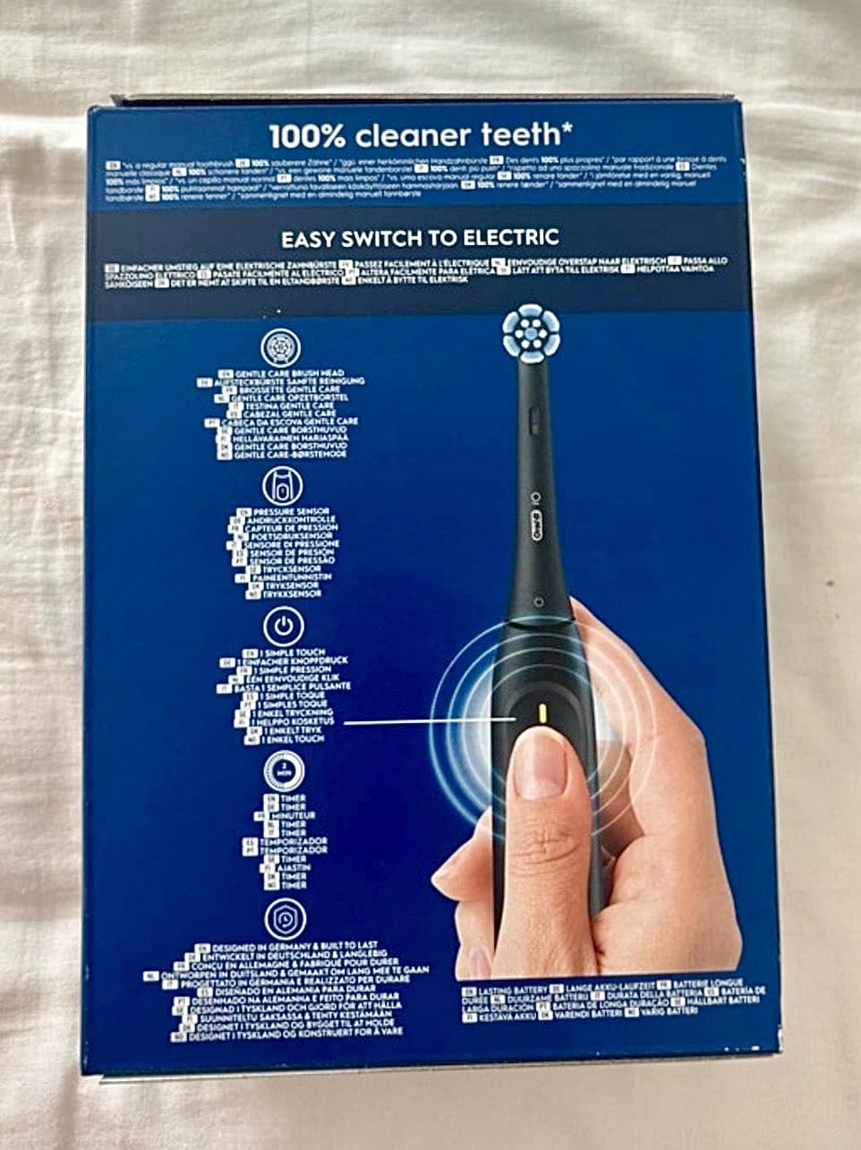 Oral-B iO 2 Spazzolino Da Denti Elettrico Blu Per Adulti, 3 Modalità Di Pulizia, Morbido Per Gengive, Spazzolatura Morbida, Accessori, Spazzolino Orale B Di Ricambio Caricatore, Blu Oceano