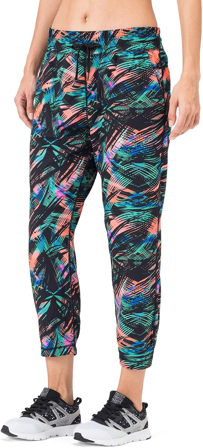 NAVISKIN Women's Cargo Joggers Capri Pants Lightweight Hiking Pants for Summer Quick Dry UPF 50+ Sun Protection with Pockets