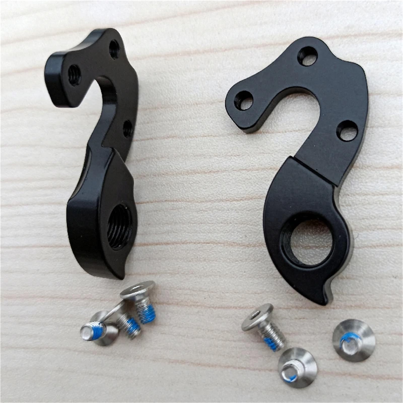 Patte de dérailleur arrière for vélo, 1 pièce, for C/o/r/r/a/t/e/c P/l/a/n/e/t XH/o/l/d/s/w/o/r/t/h F/l/a/n/d/e/r/s G/u/e/r/c/i/o/t/t/i 8 B/o/t/t/e/c/c/h/i/a L/e/o/p/a/r/d