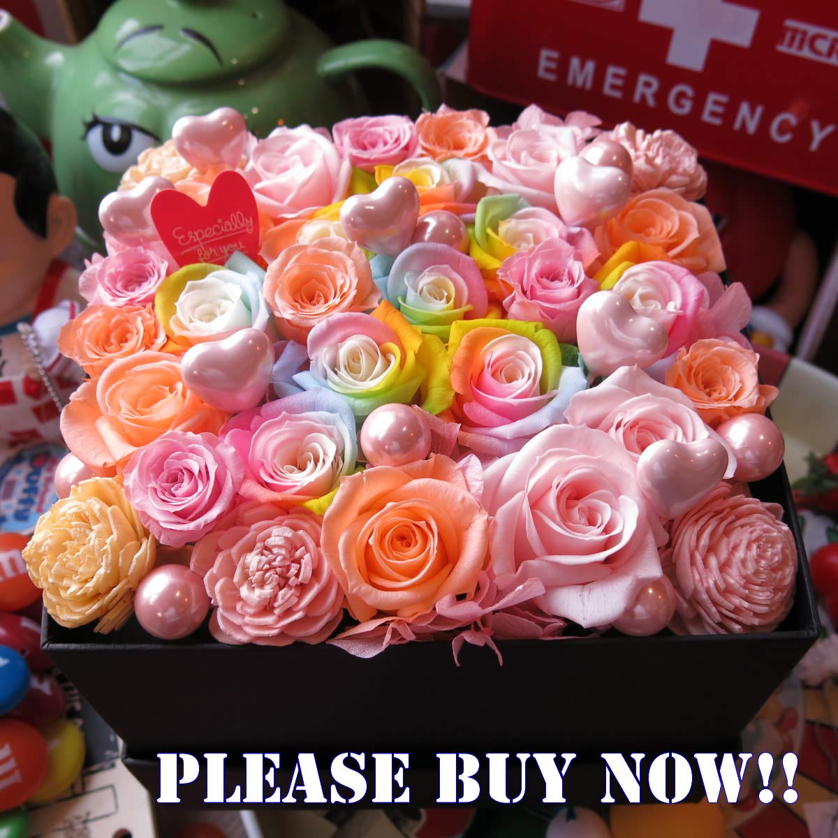 Amazon｜レインボーローズ プリザーブドフラワー入りギフト 箱開けて