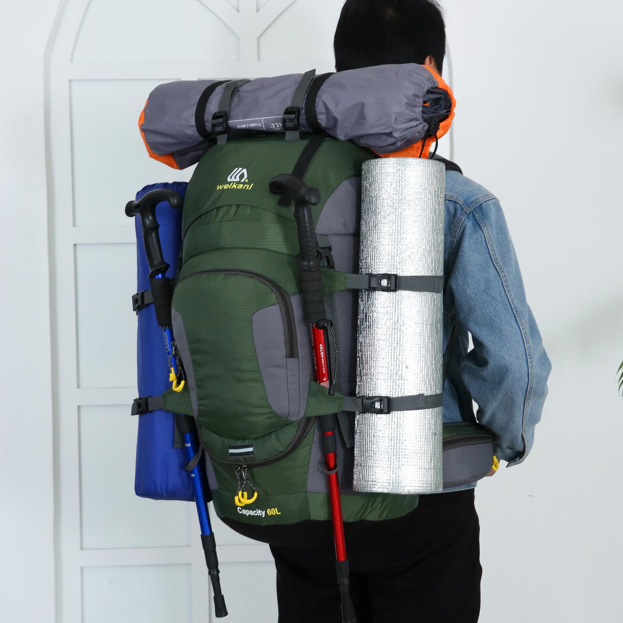 Mochila de senderismo de 60 litros con cubierta para la lluvia, impermeable, ligera, mochila de viaje al aire libre, mochila grande para hombres y mujeres, mochila de día de alta capacidad