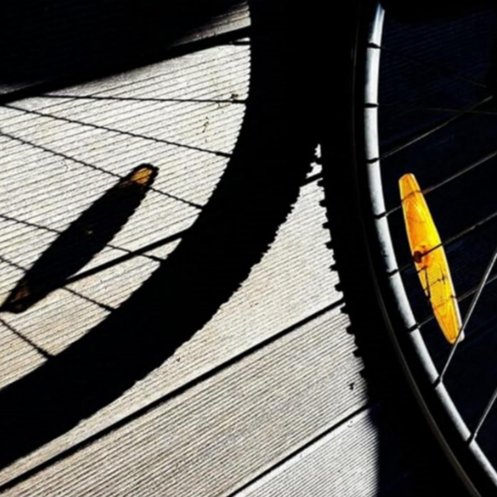 LATRAT 8 Stück Fahrrad Reflektoren Speichenreflektoren Katzenaugen Reflektor Rückstrahler für Mountainbike Rennrad Sicherheit Gelb