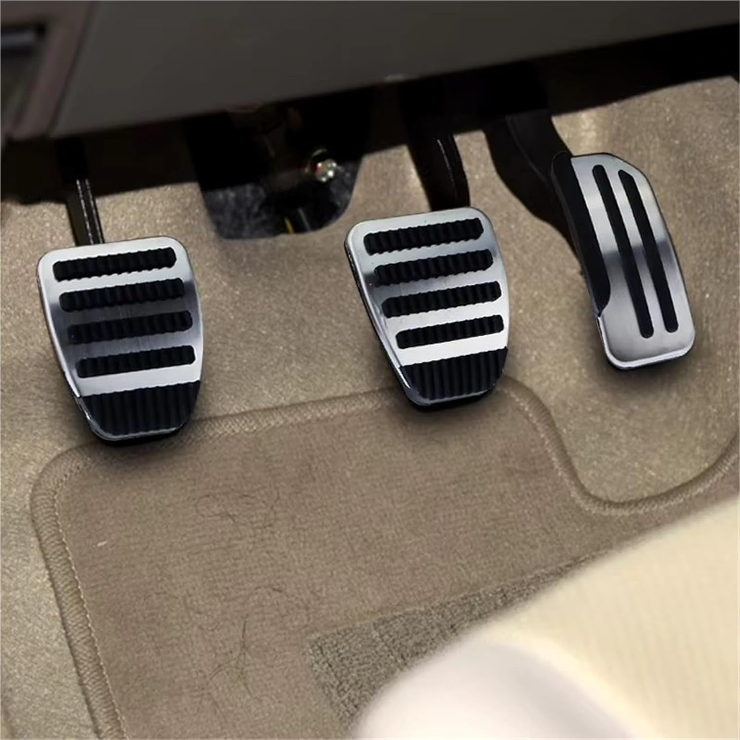 Replacement for Nissan for Note E12 2014-2021 Stainless Steel Gas Brake Cluth Pedal Protection Cover Clutch Brake Pad(AT)(MT)