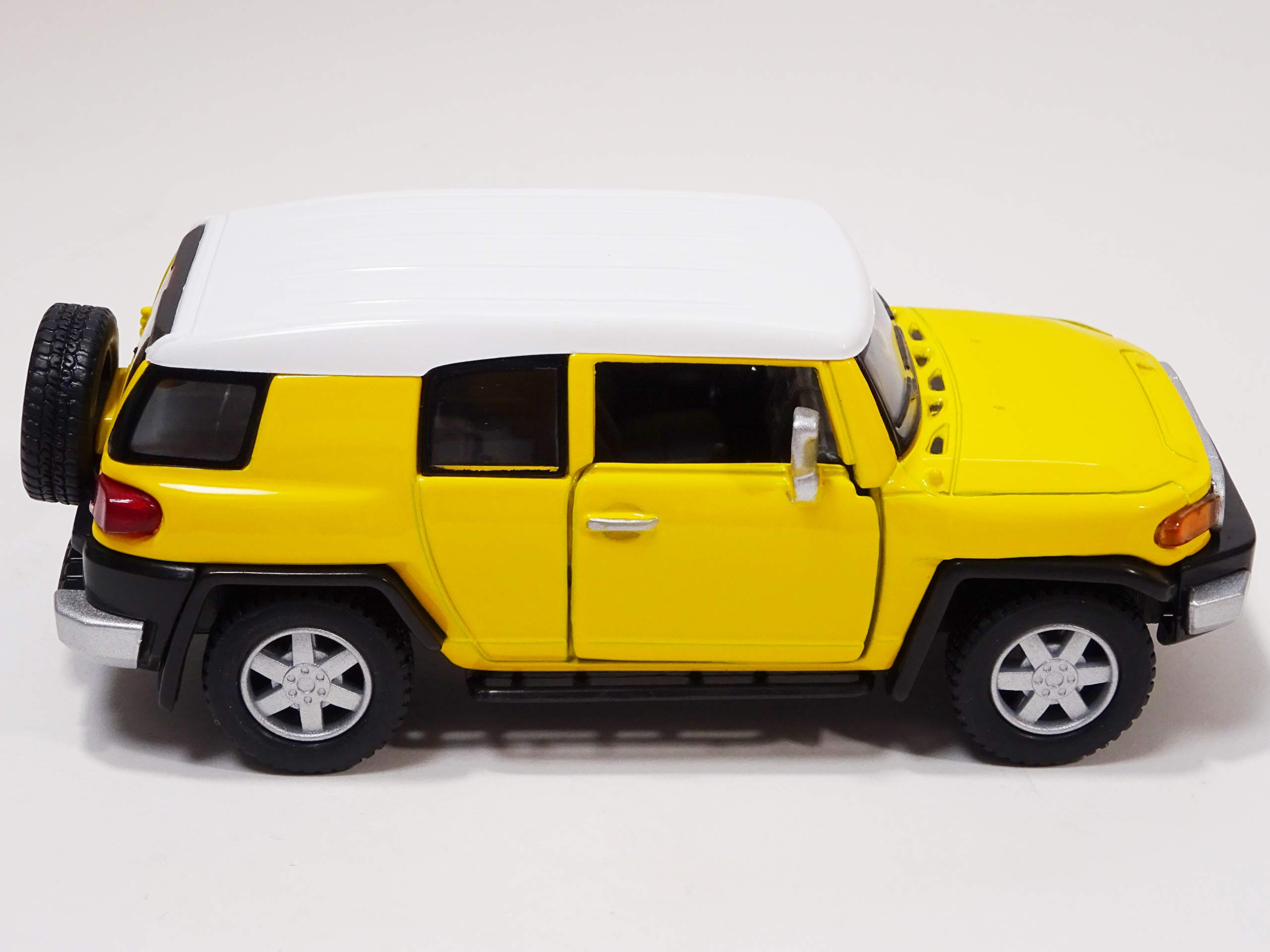 Amazon | キンスマート トヨタ FJクルーザー イエロー 1/36