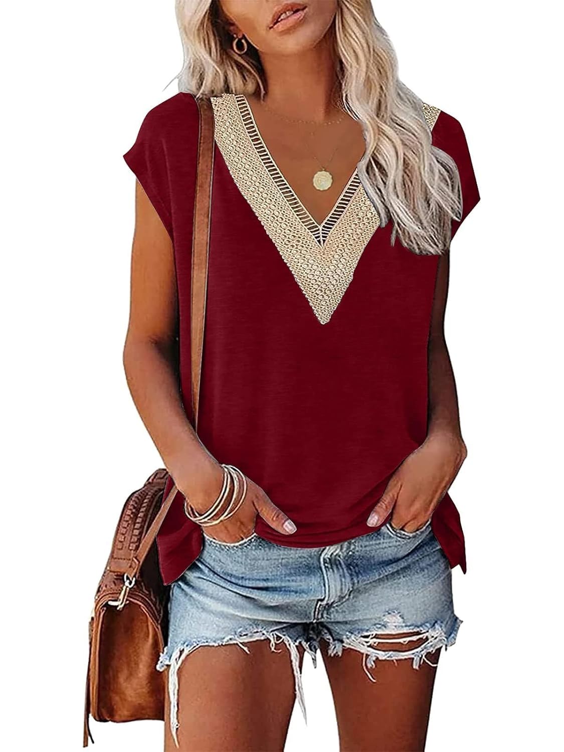 Camisetas femininas de verão de manga cavada 2025 da moda regatas com gola V e caimento solto em promoção! Veja a oferta e mais achadinhos de Blusas 5 Hoje é o melhor dia para comprar Camisetas femininas de verão de manga cavada 2025 da moda regatas com gola V e caimento solto com aquele preço maroto! Promoção! Aproveite a oferta! 5