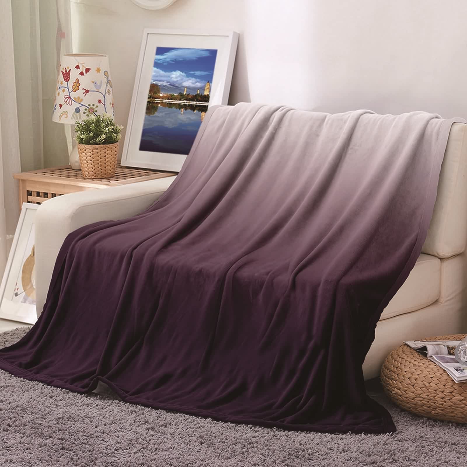 Plaid couverture polaire en flannel douce couverture de lit violette au design raffiné