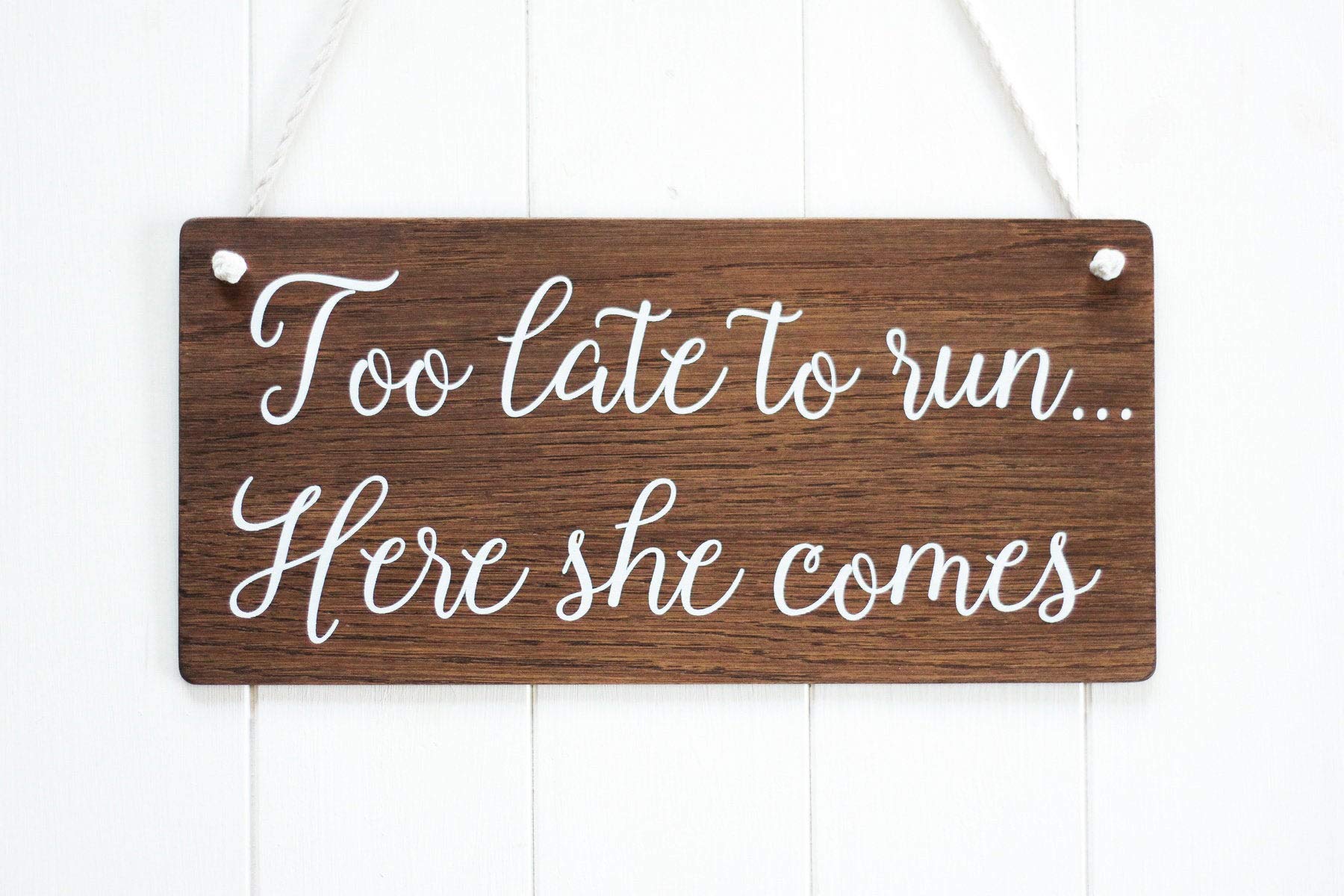 Diuangfoong Too Late to Run Here She Comes Ring Bearer Sign Wooden Wedding Sign Rustic Wedding Decor Page Boy Sign Wedding Signage Boho