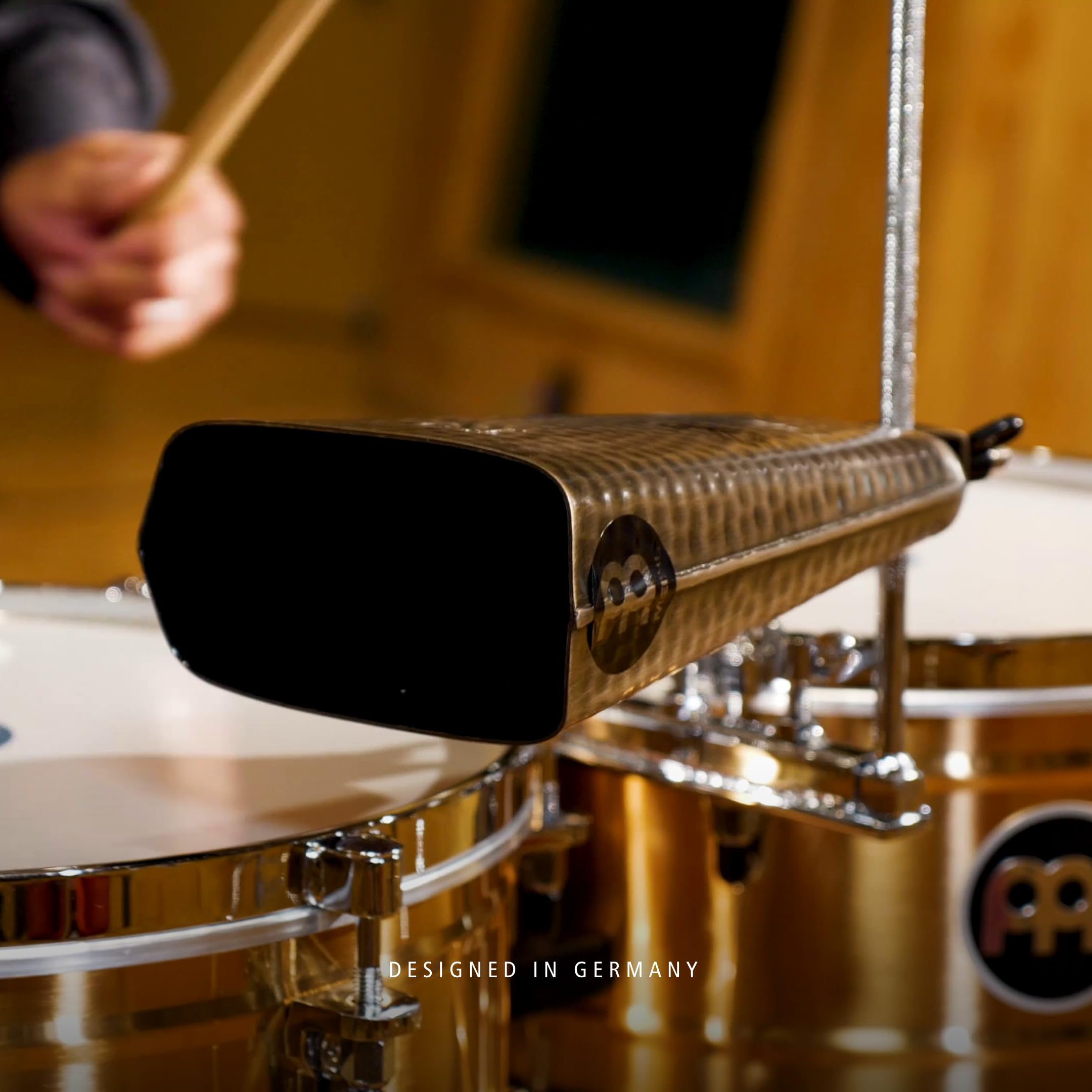 Meinl Percussion Campanaccio battuto a mano 20,32 cm 8'' a bocca larga Oro