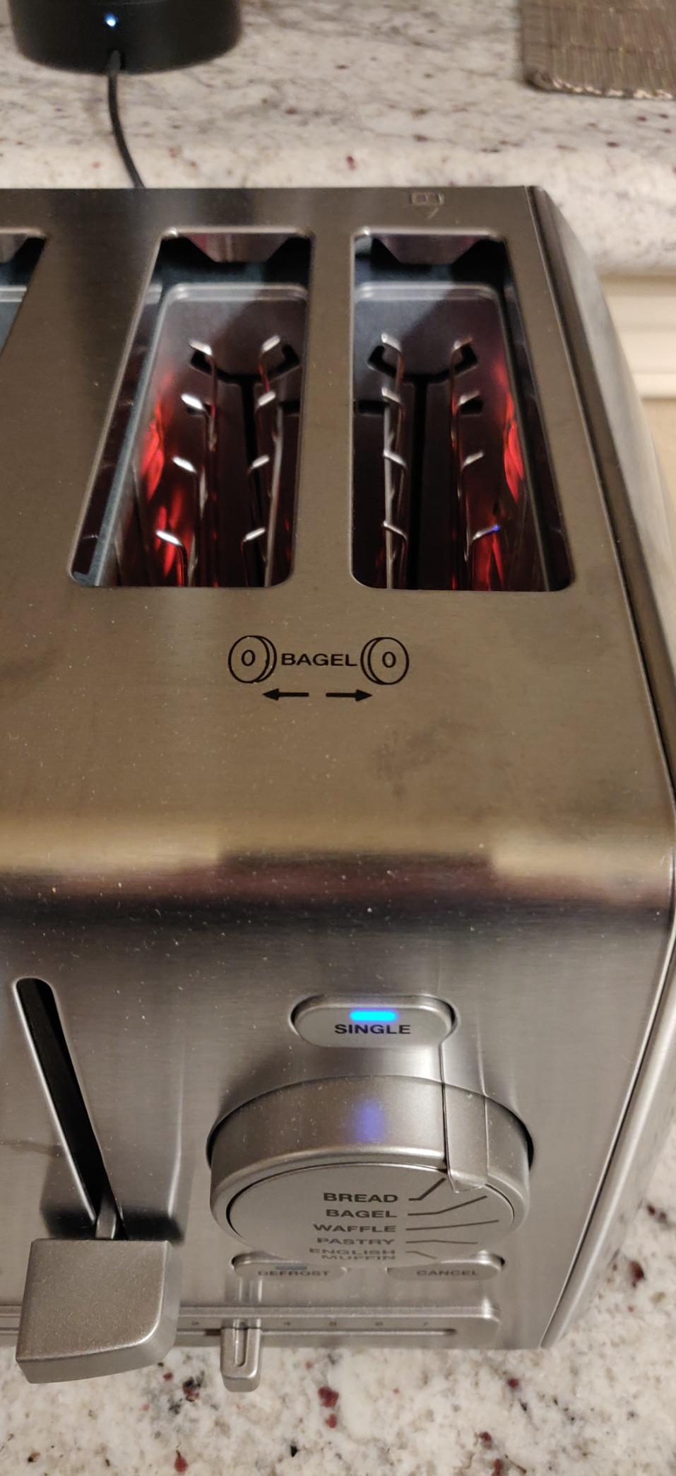 Cuisinart Custom Select 4Slice Toaster Adjustable Toasting