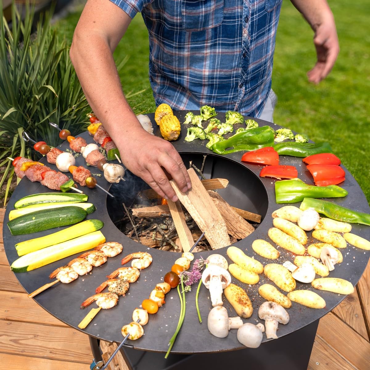 Mon Mobilier Design Fiesta Brasero Haut avec Plaque et Grille Amovible en Acier Barbecue plancha extérieur Ø 75 cm