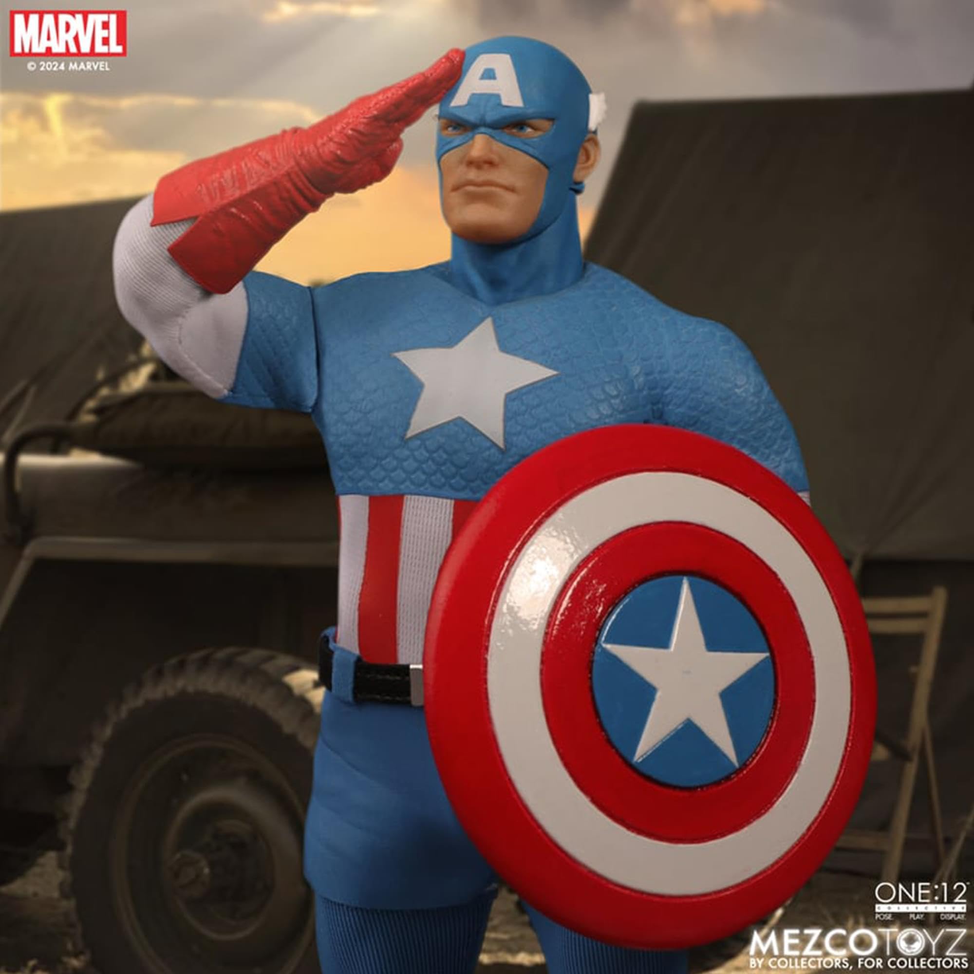 Amazon.com: Mezco Toyz One:12 Collective Marvel Comics Cap America