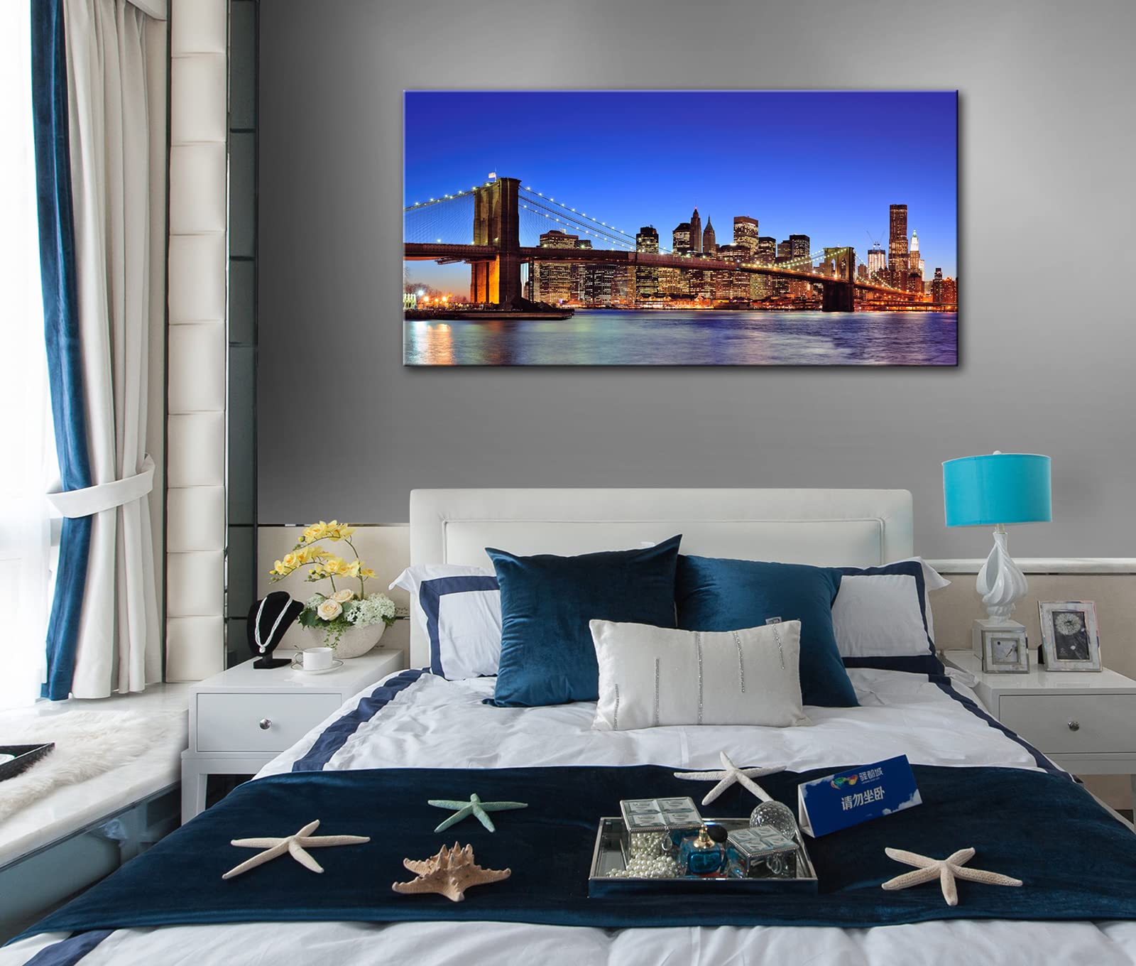Quadro Su Tela Conipit: Ponte Di Brooklyn Bianco E Nero Con Skyline Color Foglia Di Tè, 3 Pannelli 61x40 Cm - 2