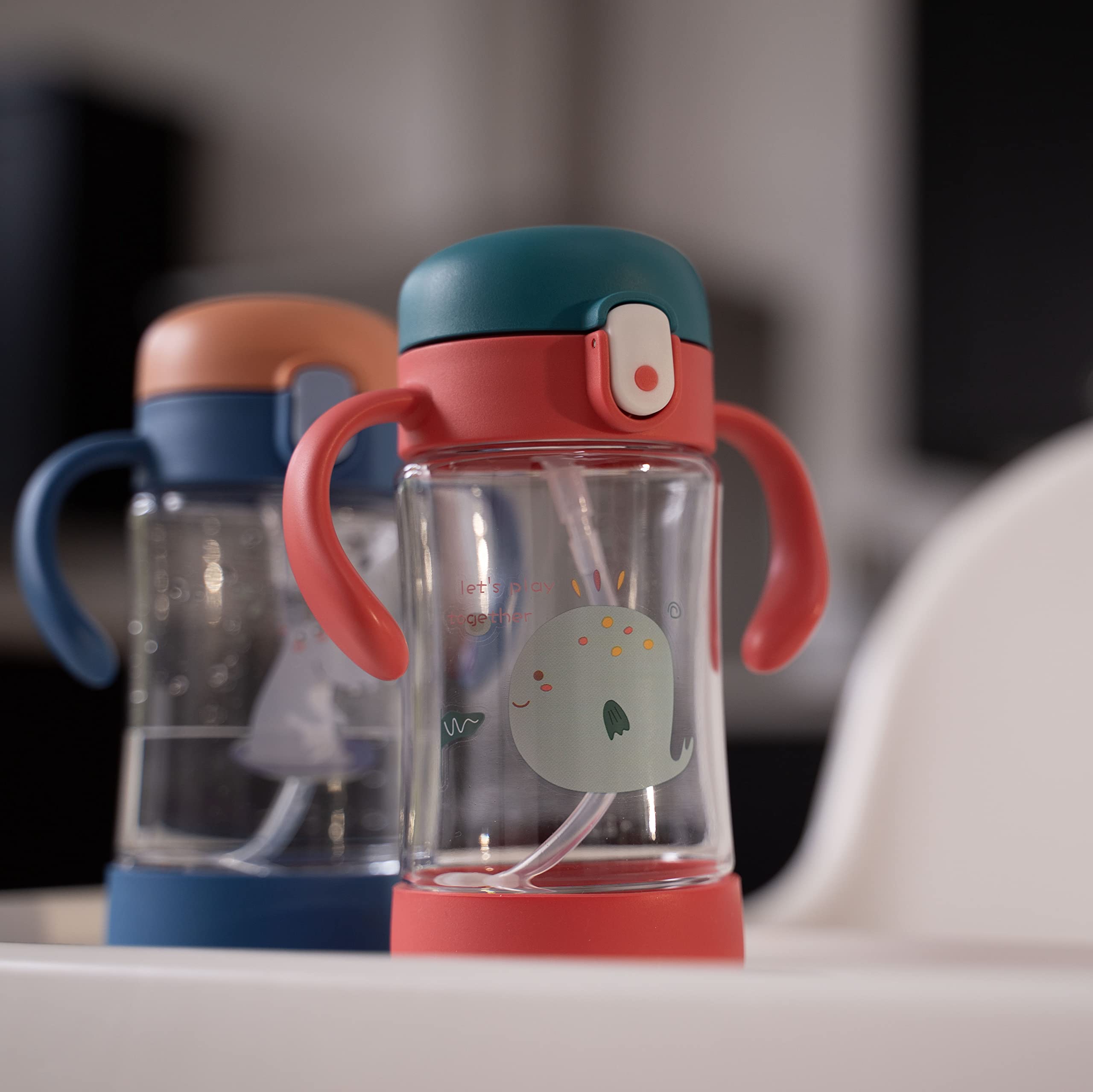 Gobelet Enfant Active Plus avec Paille Pondérée Flexible à 360 Degrés, Anti Goutte, en Tritan – Sans BPA, Bec Souple, Ouverture par Un Bouton 300m (Noah Baleine Rouge)