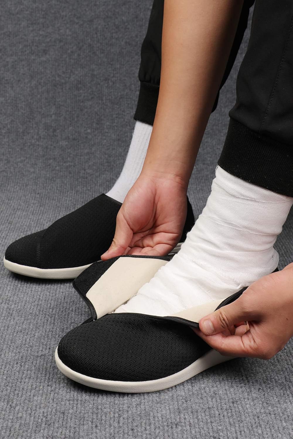 Miniatura 5 de ZUMEIJIA Zapatos para diabéticos para mujer, zapatos casuales ajustables para caminar, zapatos anchos para ancianos, pies hinchados,