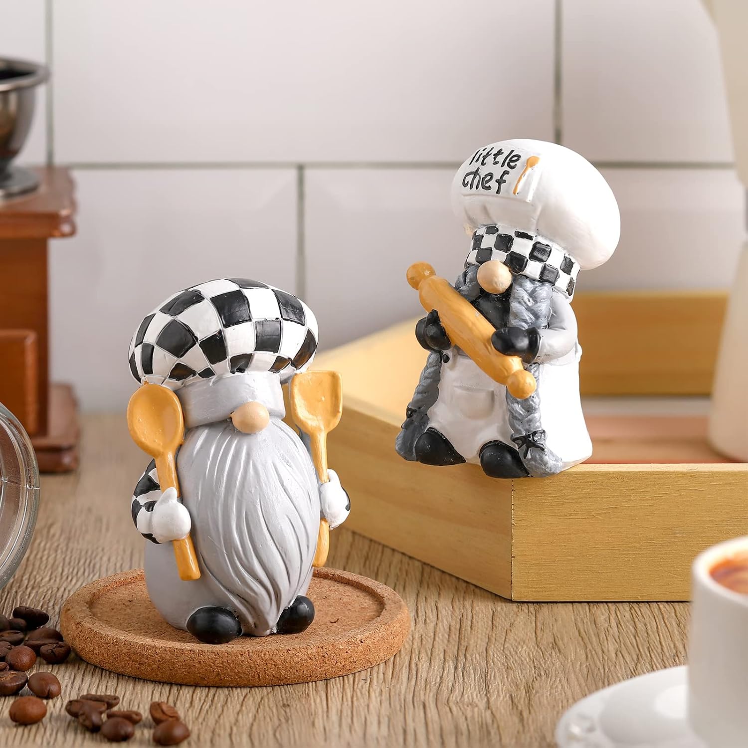 Chunful 2 Pack Kitchen Chef Gnomes Farmhouse Decor Christmas Swedish Tomte Gnomes Resin Gnome Figurines Tiered Tray Collectible Tabletop Cooking Decor for Kitchen Home Office
