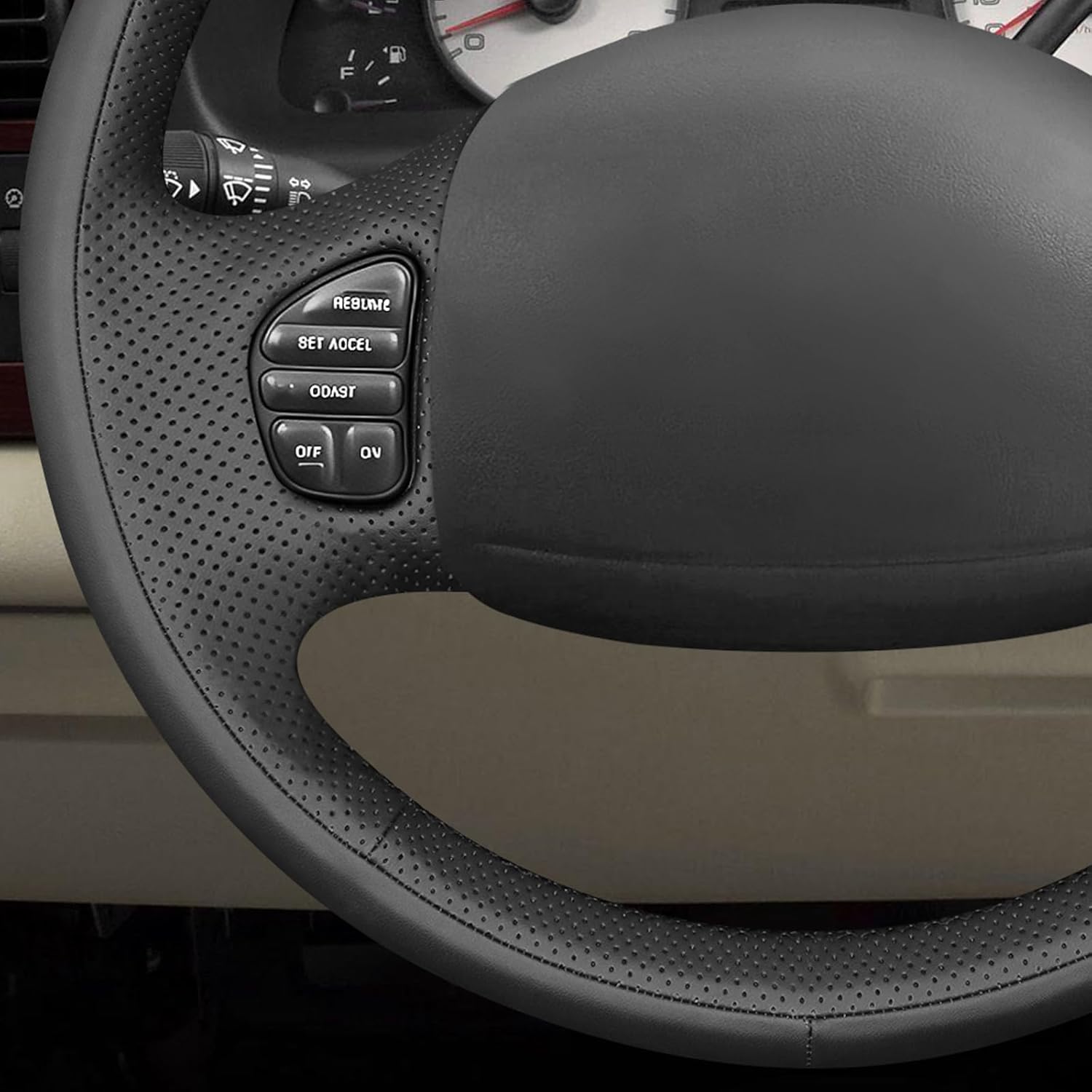 MEWANT DIY Stitching Steering Wheel Cover Wrap for Ford Excursion 2002-2005 F-250 F-350 F-450 F-550 2003-2007 Steering Wheel Accessories for Ford F-250 F-350