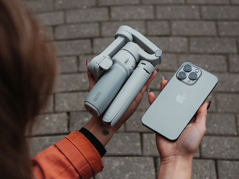 Amazon.com: ZHIYUN Smooth Q4 Gimbal Stabilizer, 3-Axis Smartphone